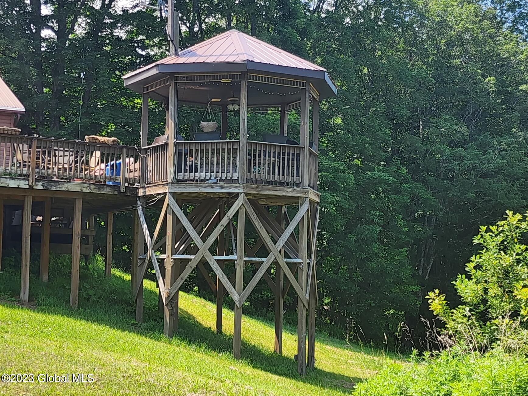 134 Hillside Drive