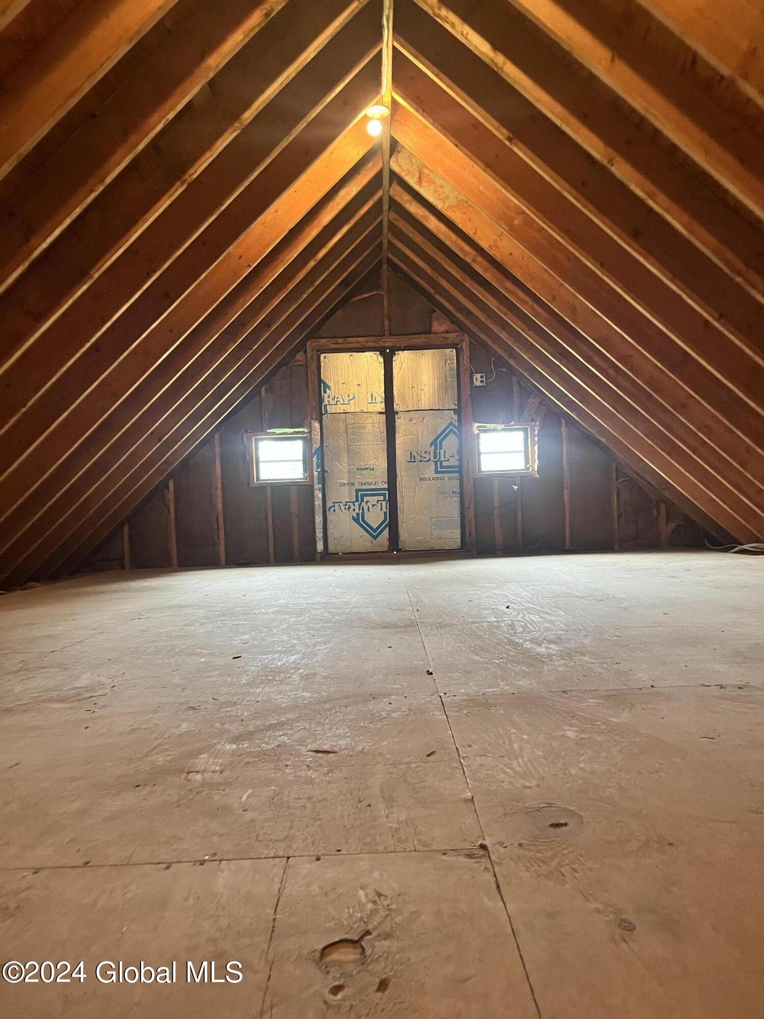 121 Sawyer Hollow Rd Road