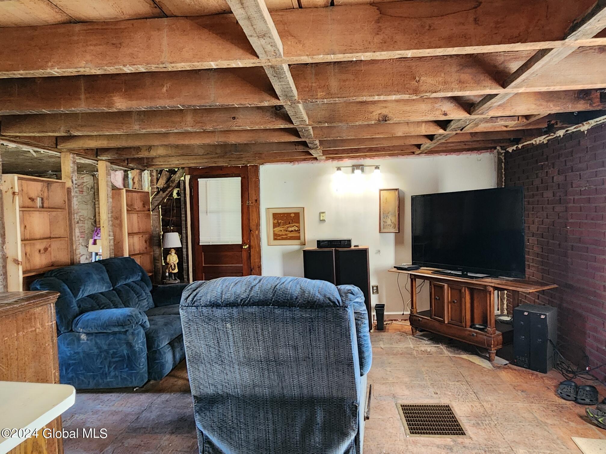 106 Rigley Road