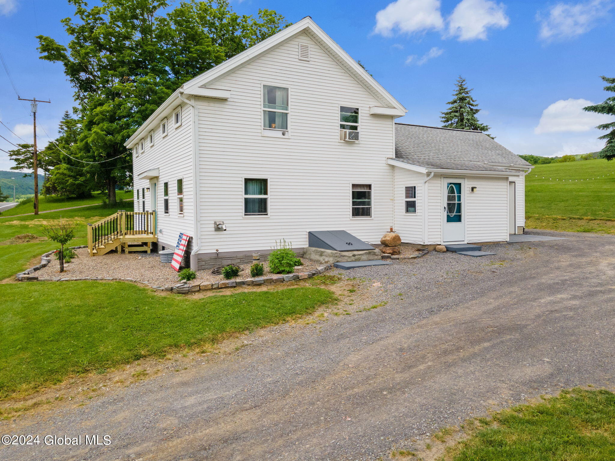 2097 State Route 165