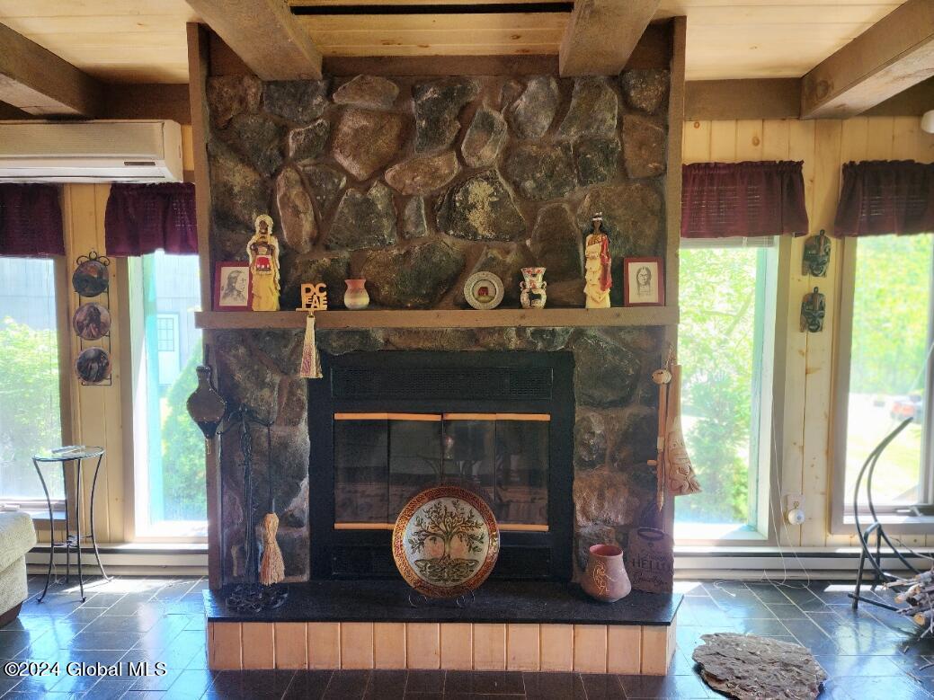 746 W Richmondville Road