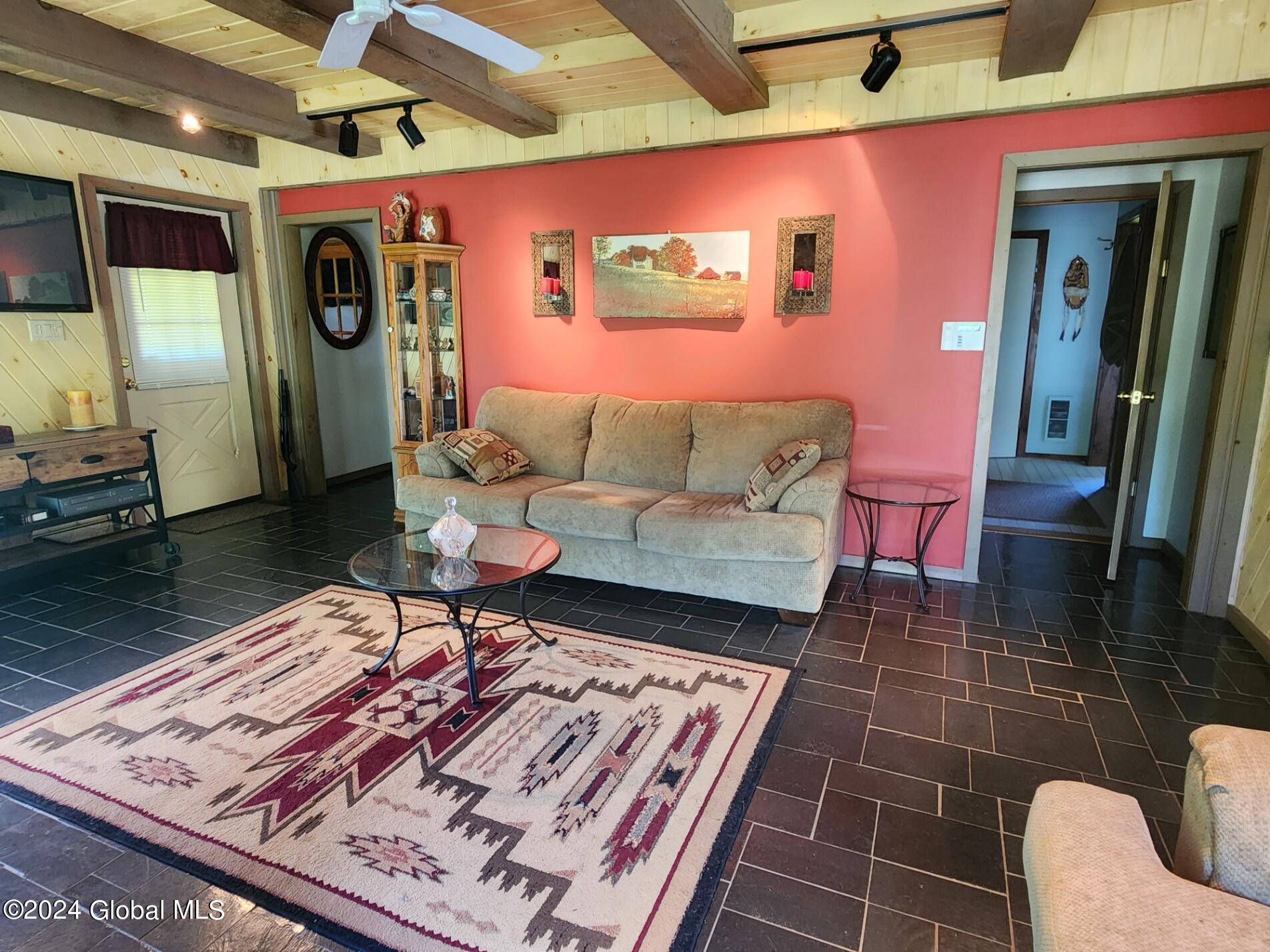 746 W Richmondville Road
