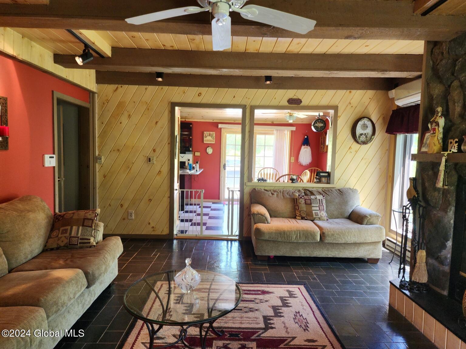746 W Richmondville Road