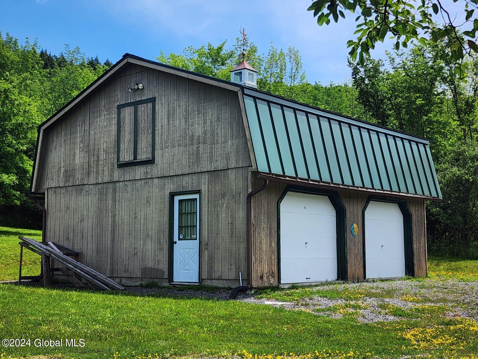 746 W Richmondville Road