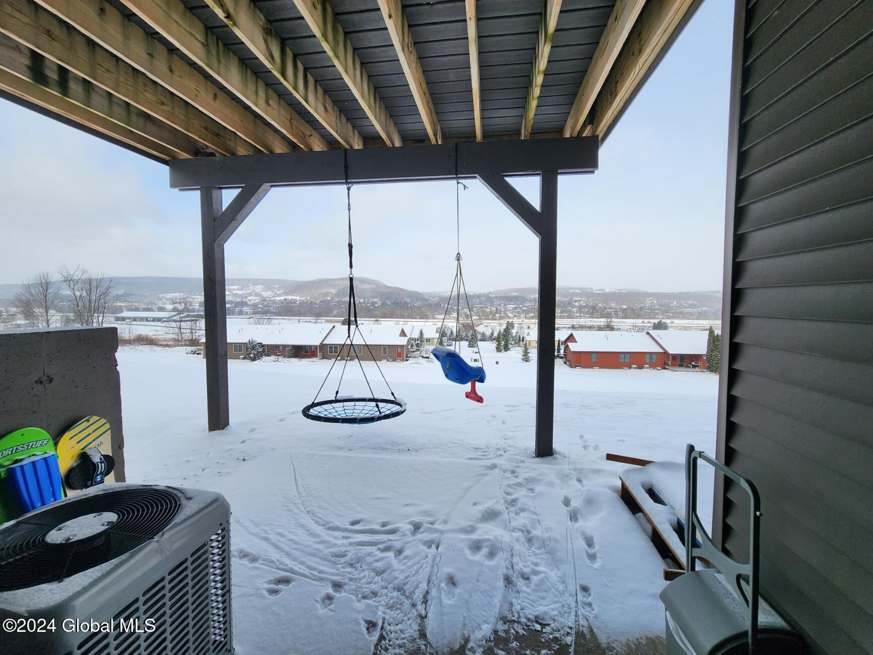 145 Redtail Ridge