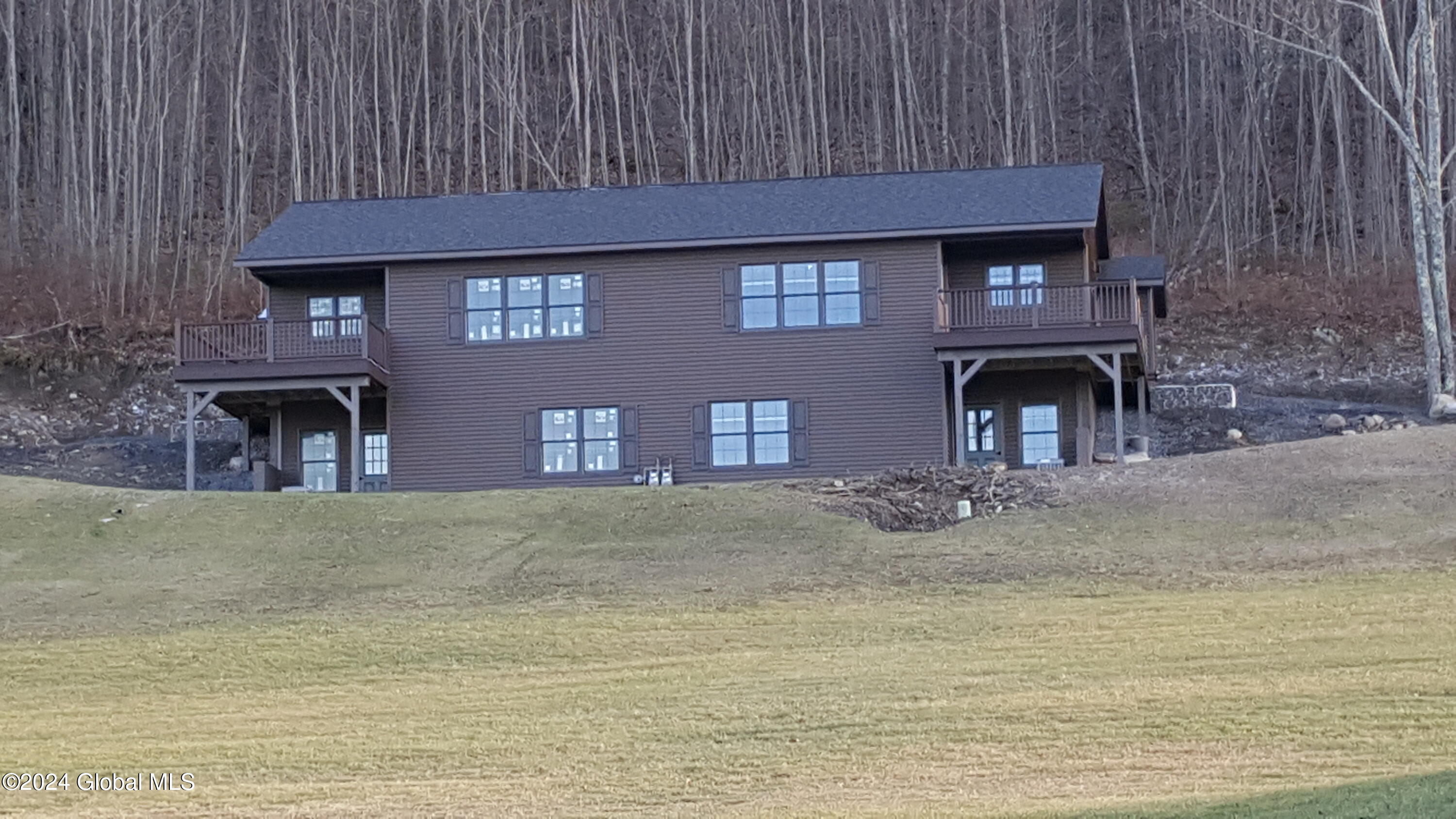 145 Redtail Ridge