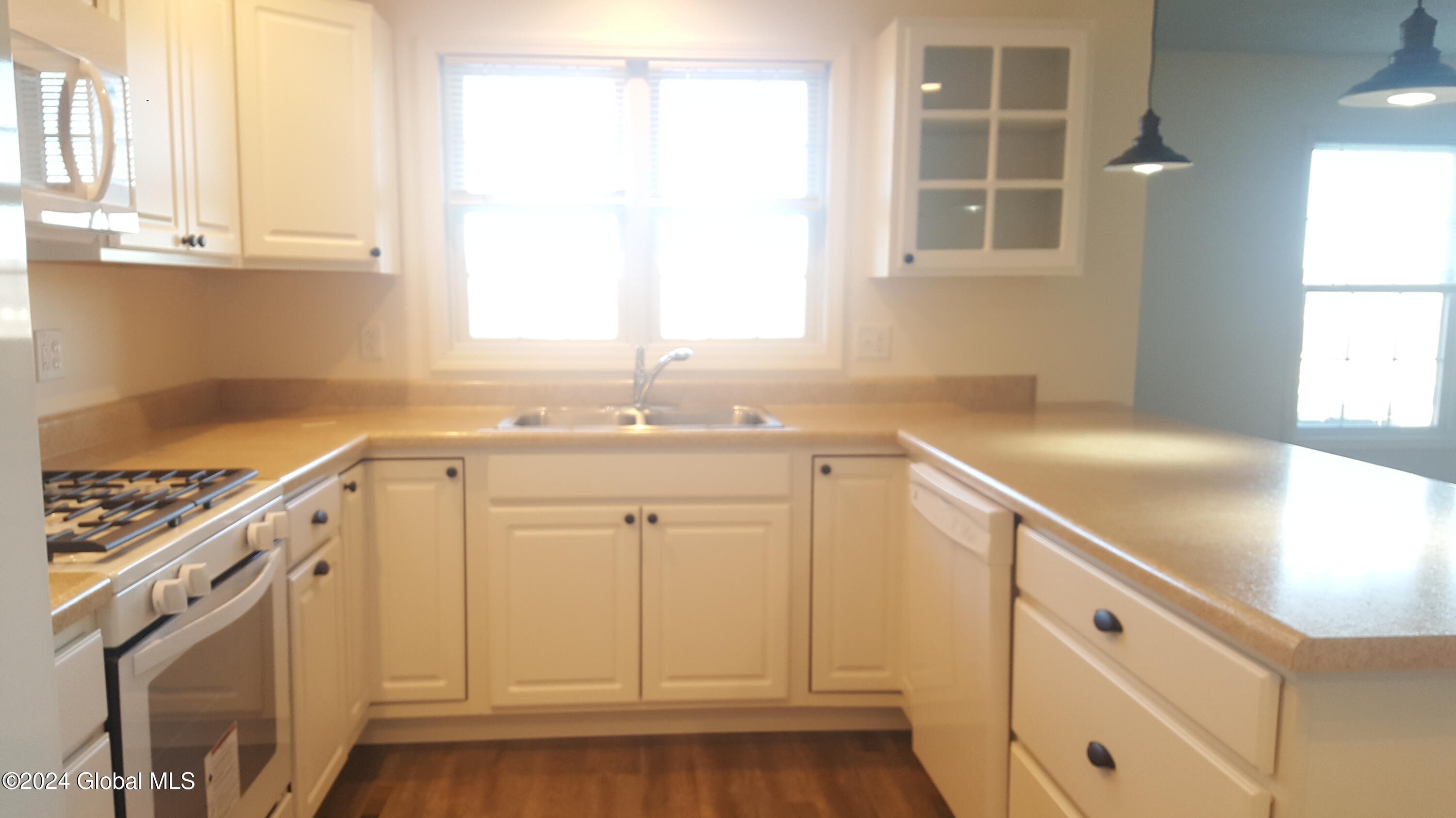 145 Redtail Ridge