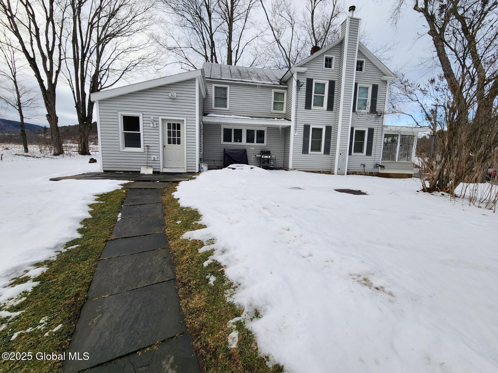 835 W Fulton Road