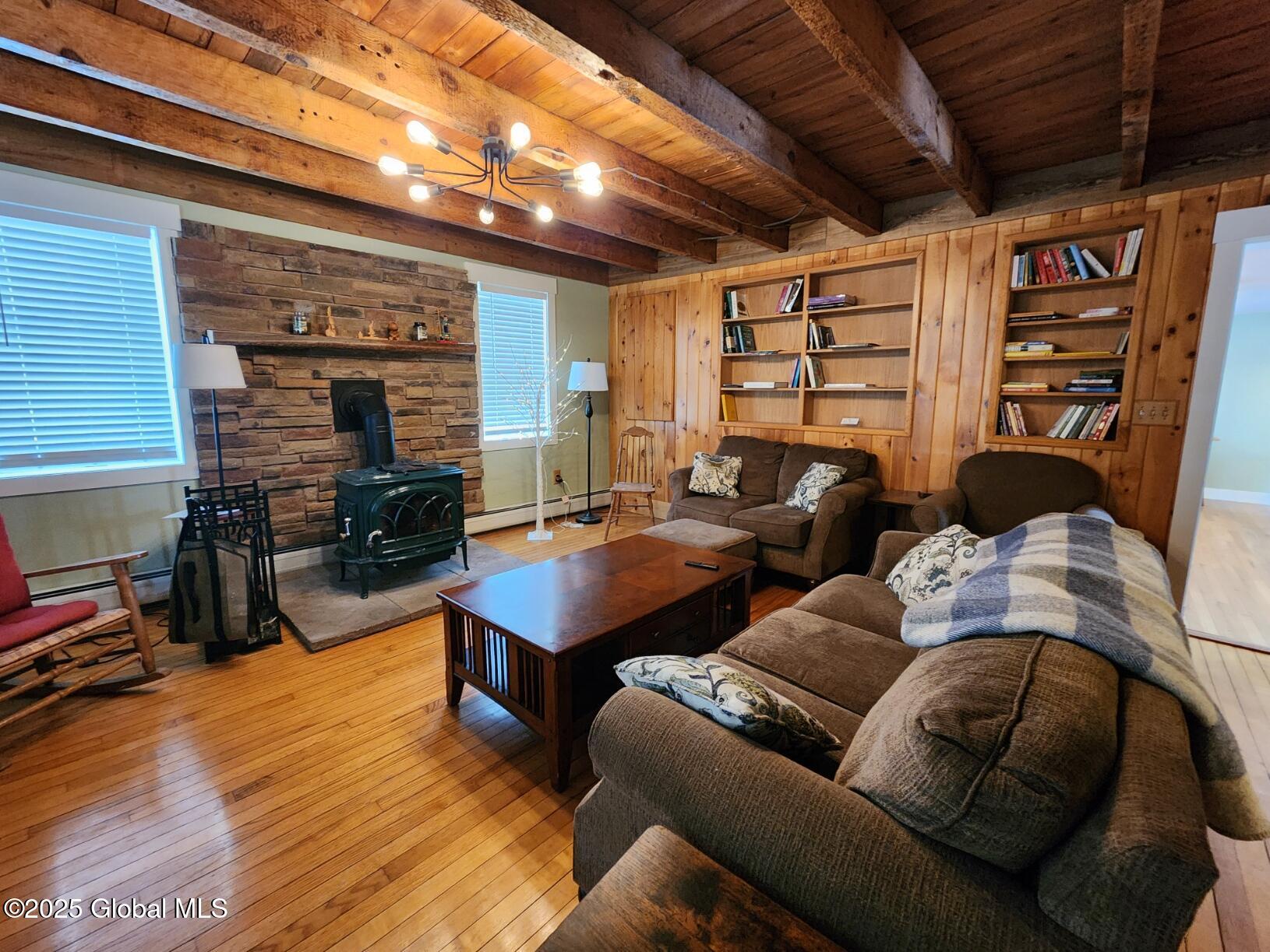 835 W Fulton Road