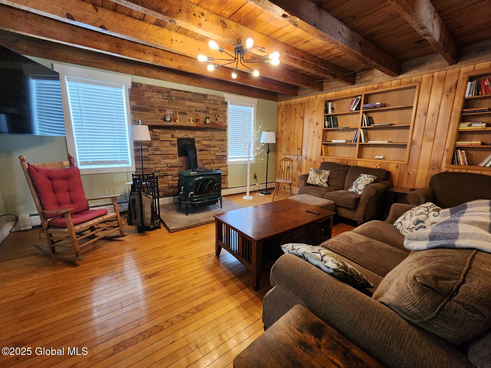 835 W Fulton Road