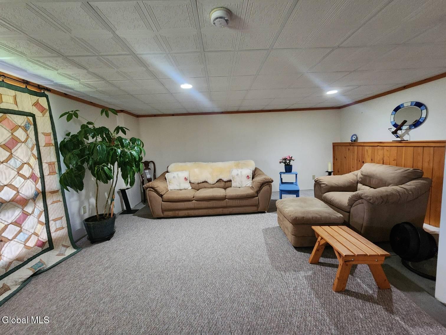 45 E Hill Road
