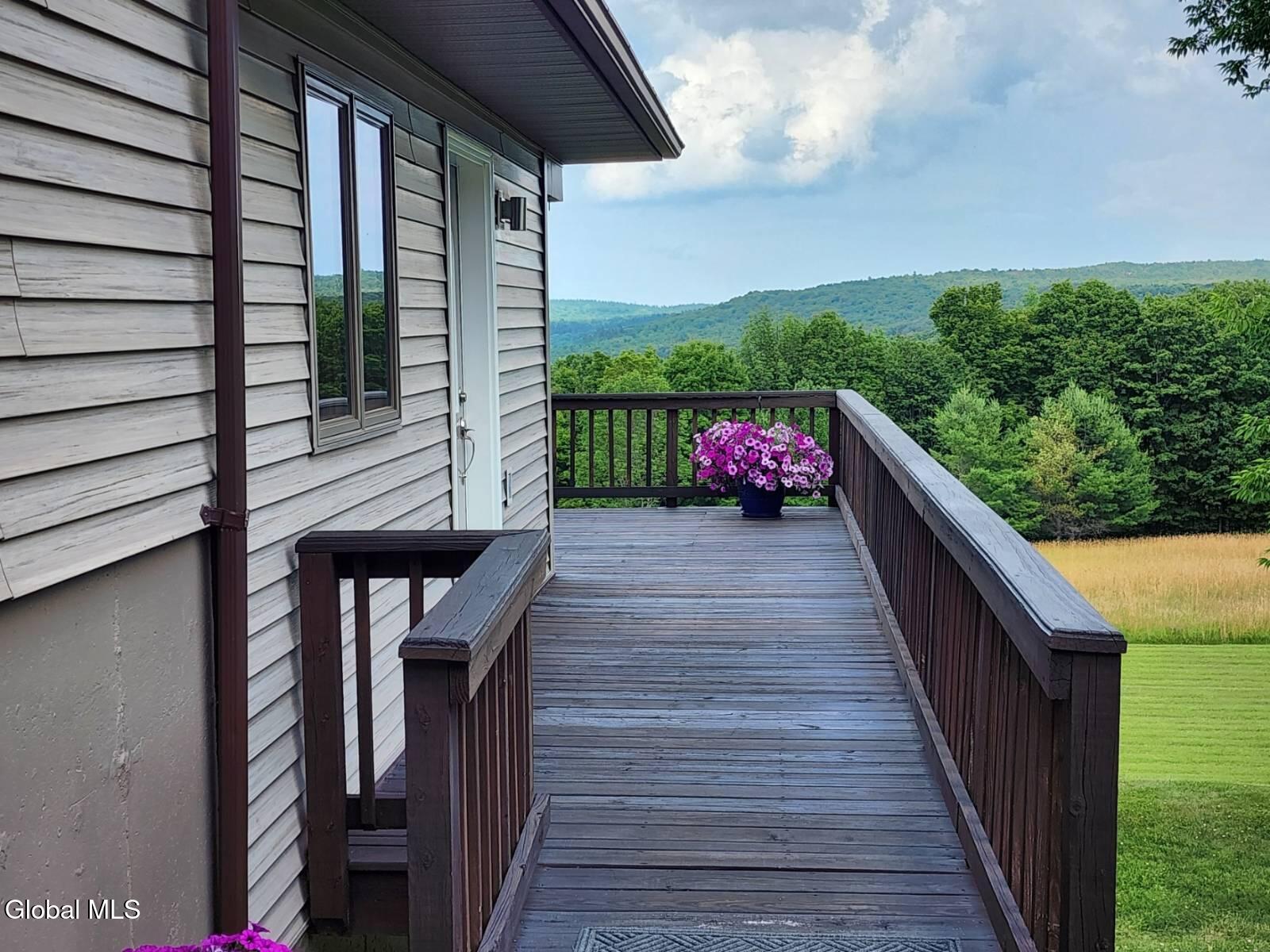 45 E Hill Road