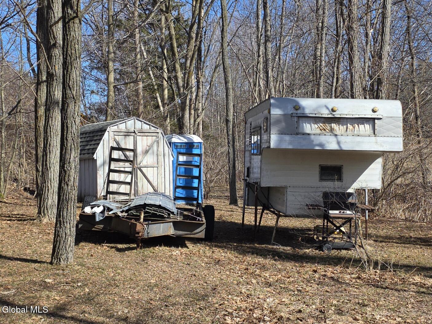 L28 Highway Route 20