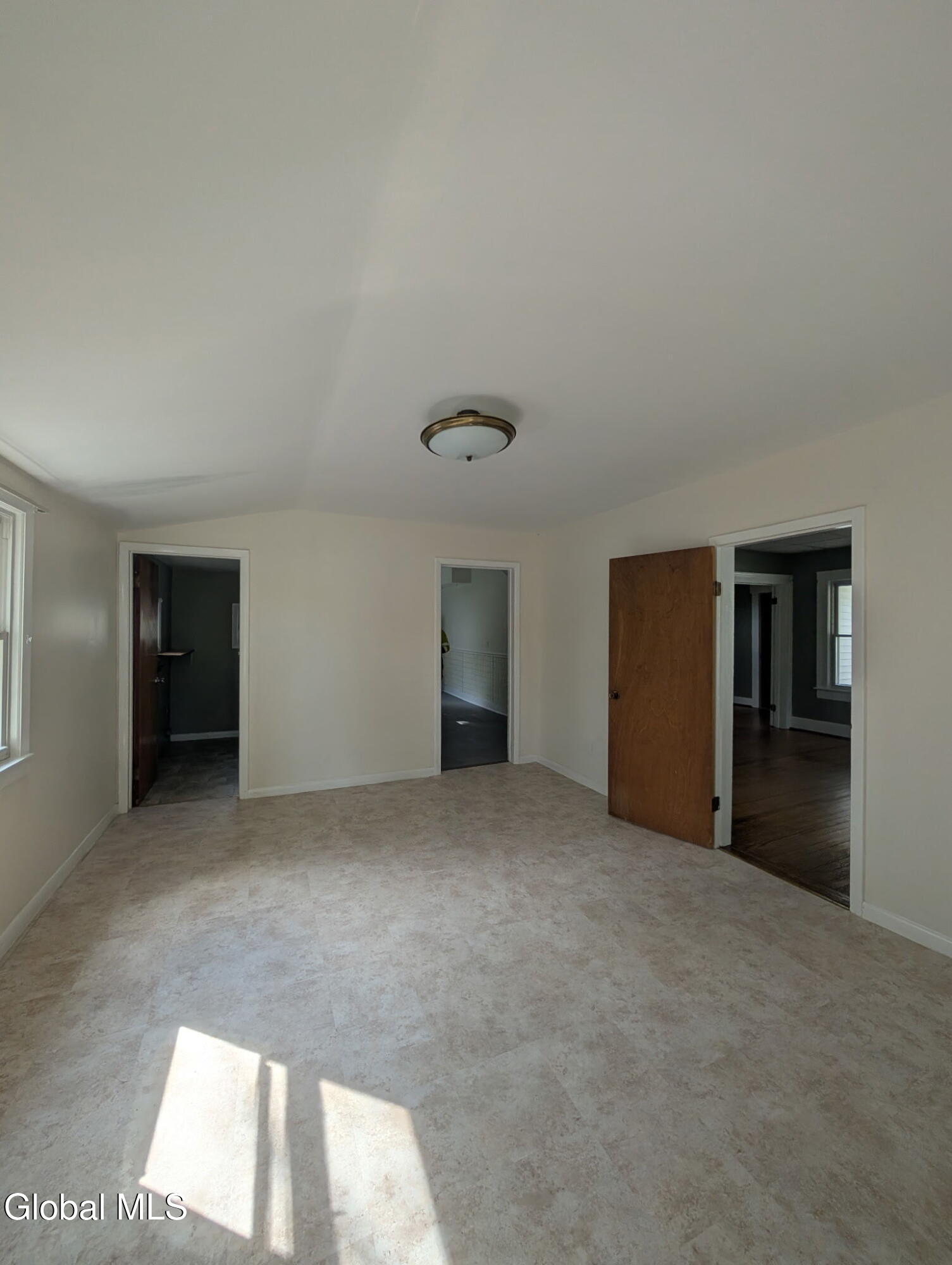 214 W Main Street, 212-214