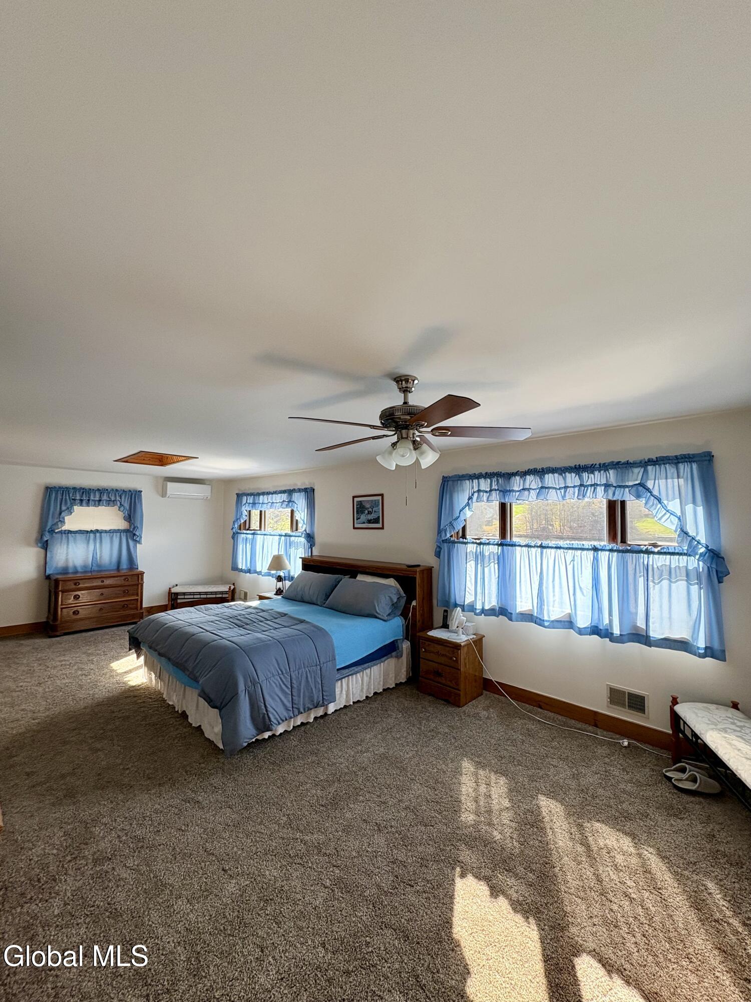 102 Shoreline Drive