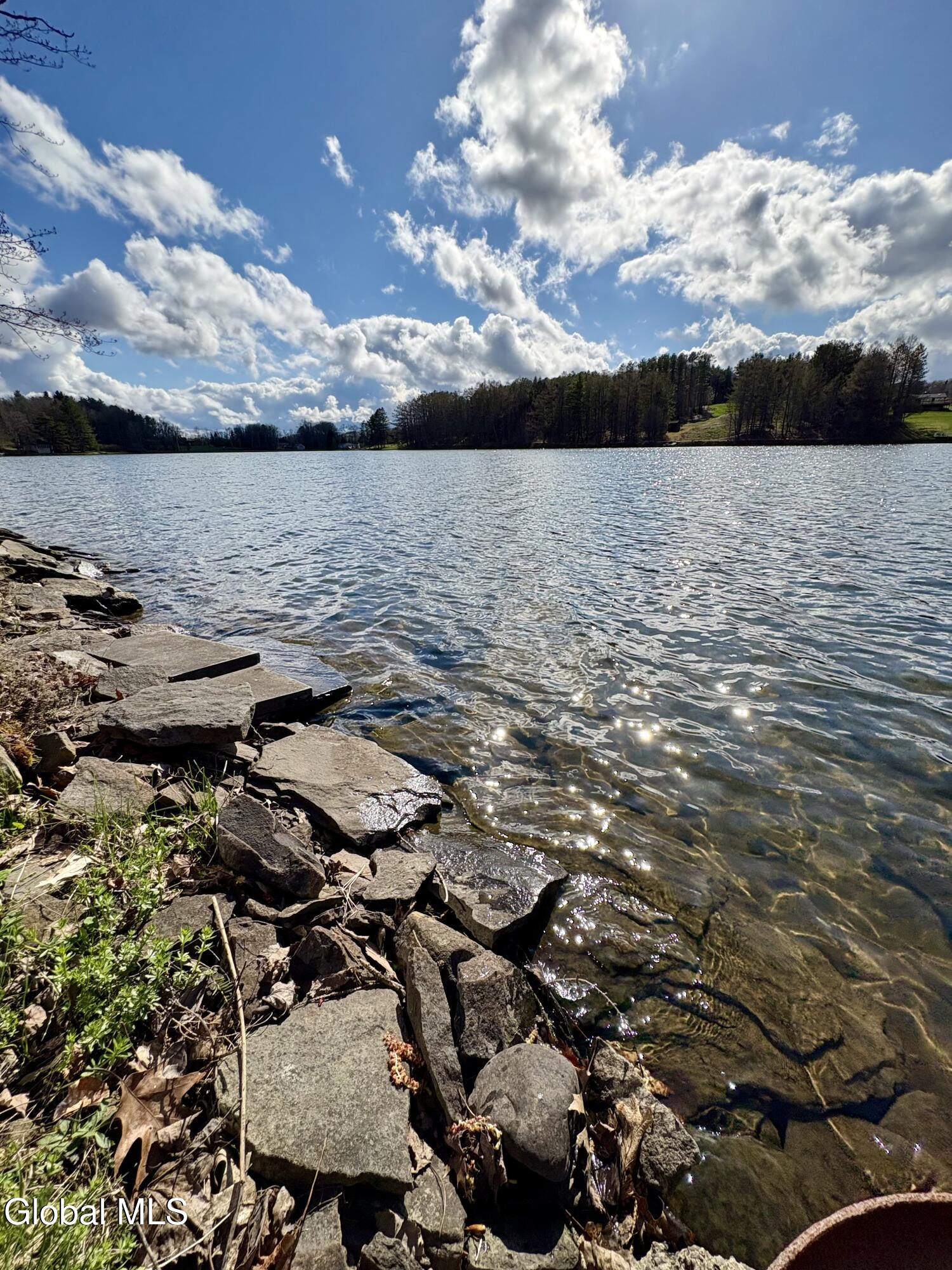 102 Shoreline Drive