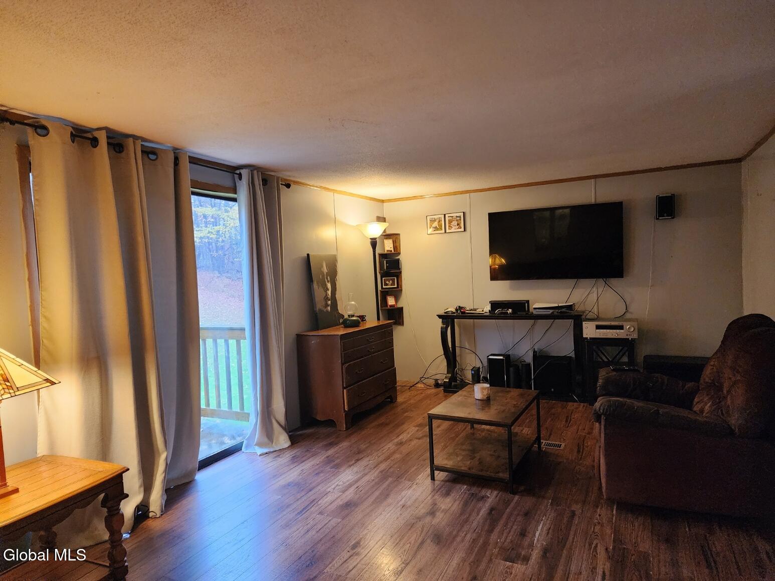 1099 W Hill Road