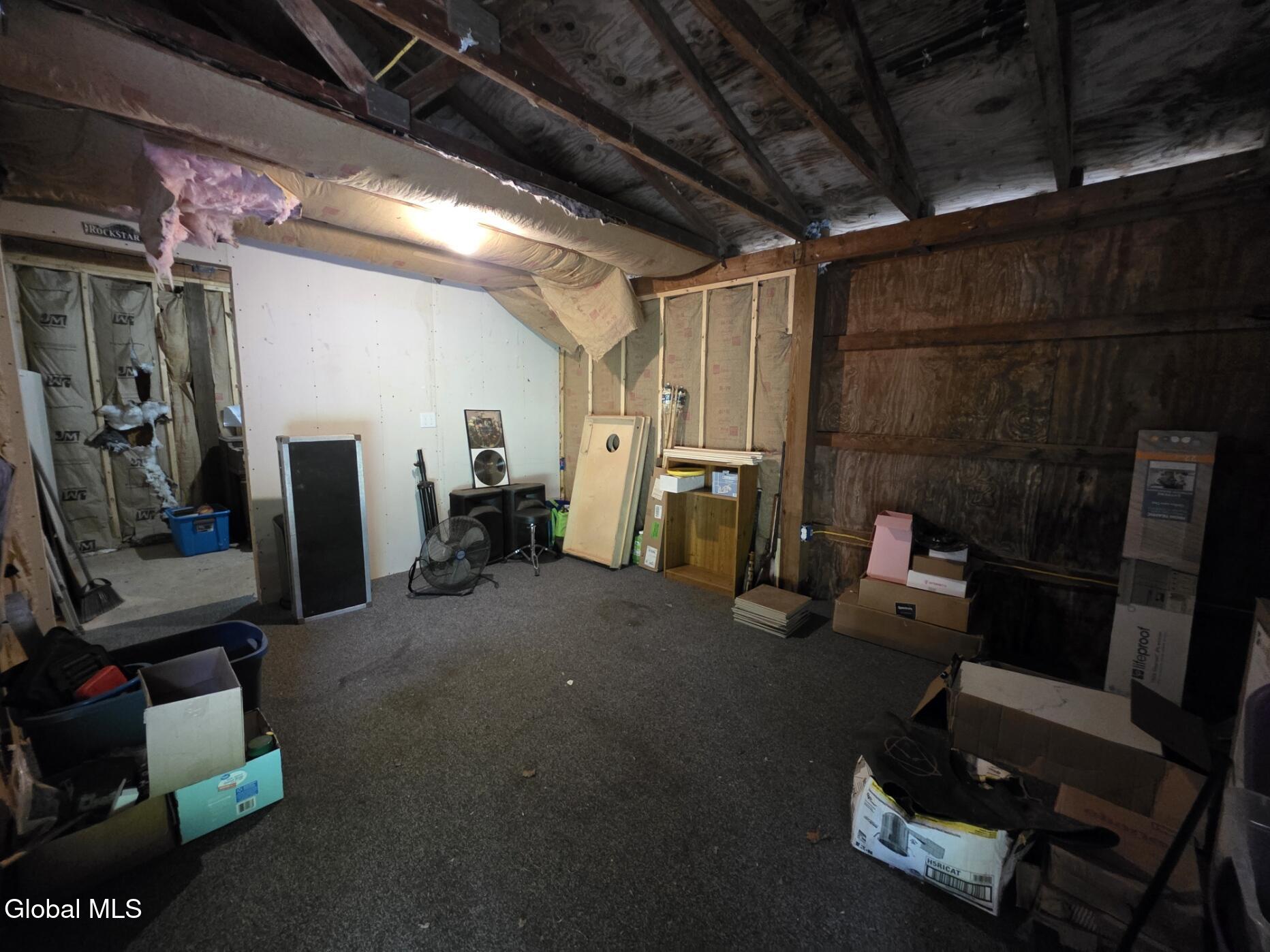 1099 W Hill Road