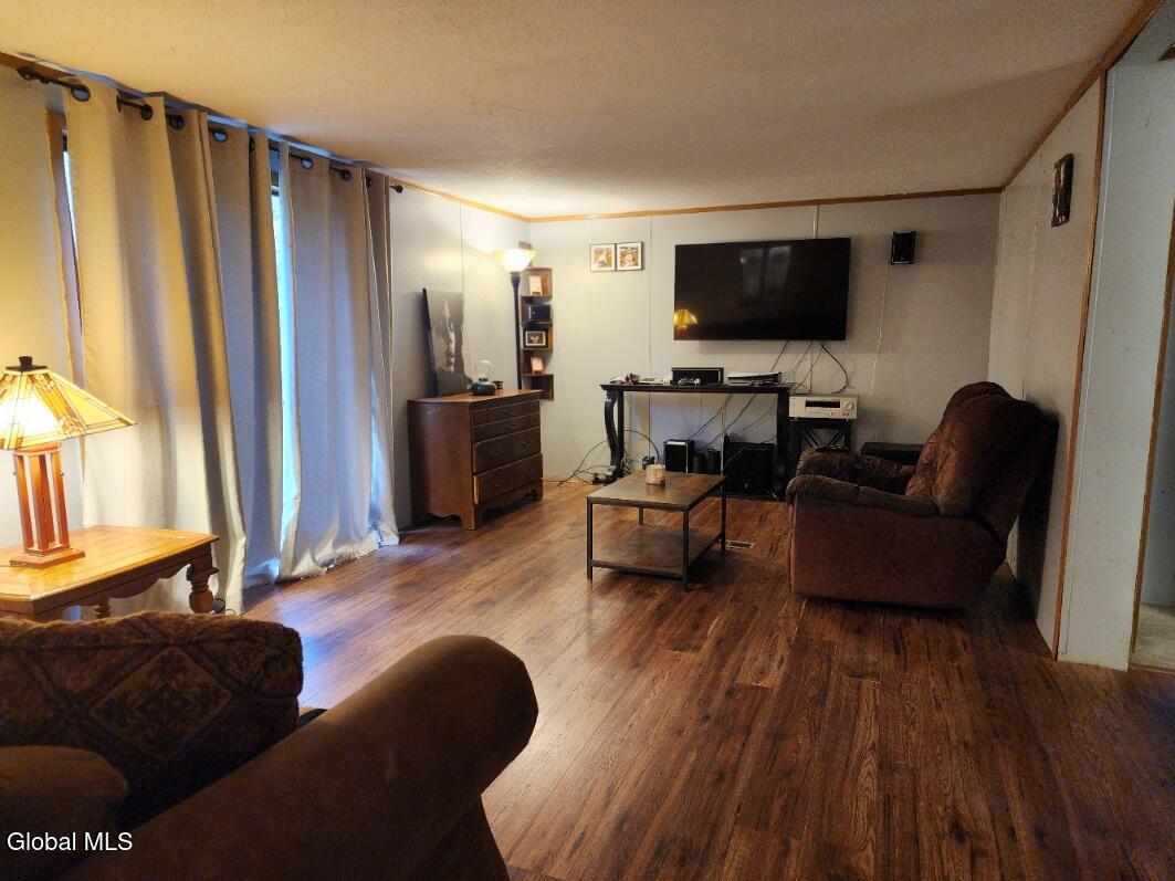 1099 W Hill Road