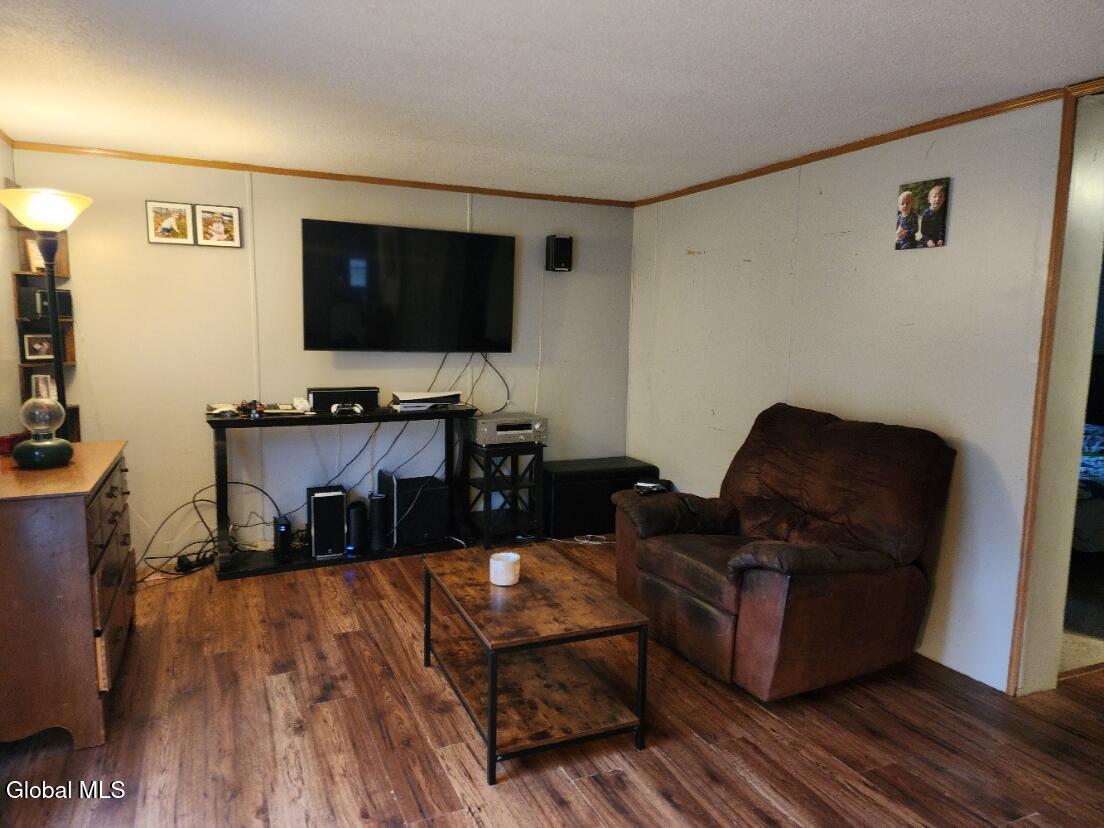 1099 W Hill Road