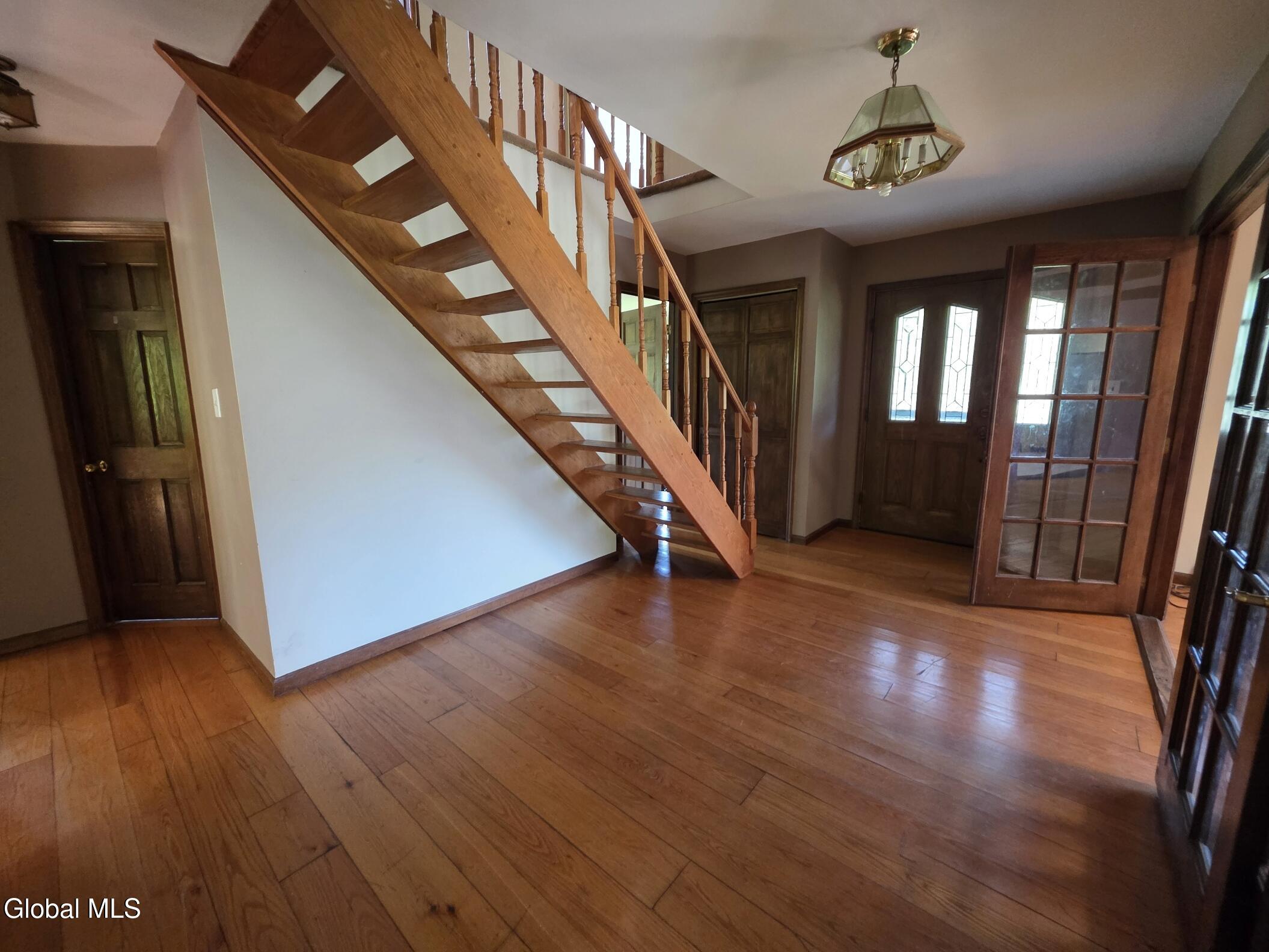 1462 W Fulton Road Unit: 1