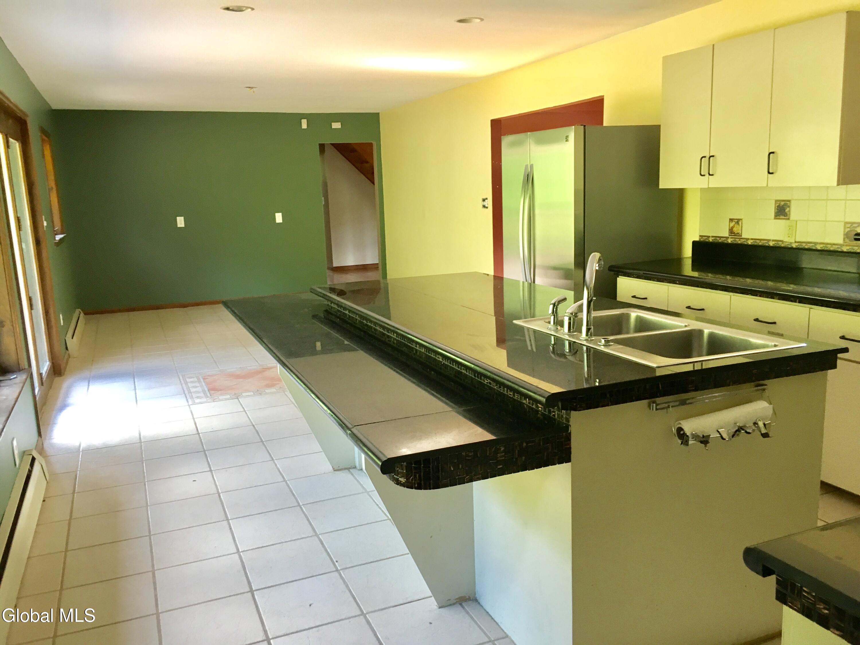 1462 W Fulton Road Unit: 1
