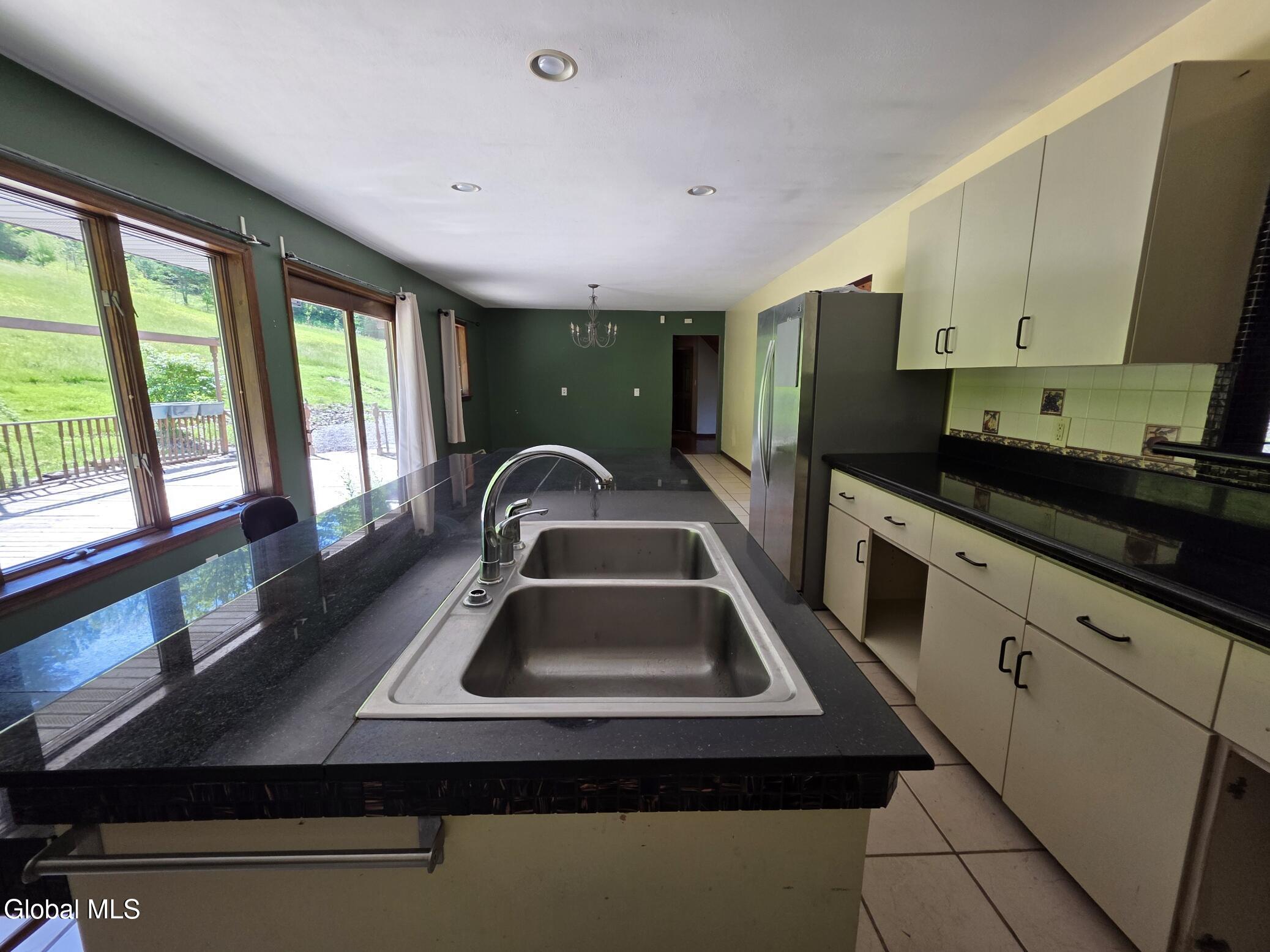 1462 W Fulton Road Unit: 1