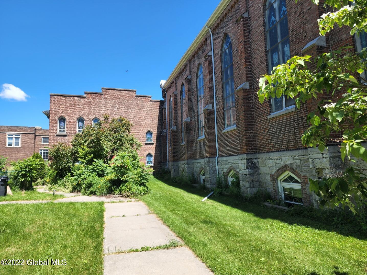 615 E Main Street