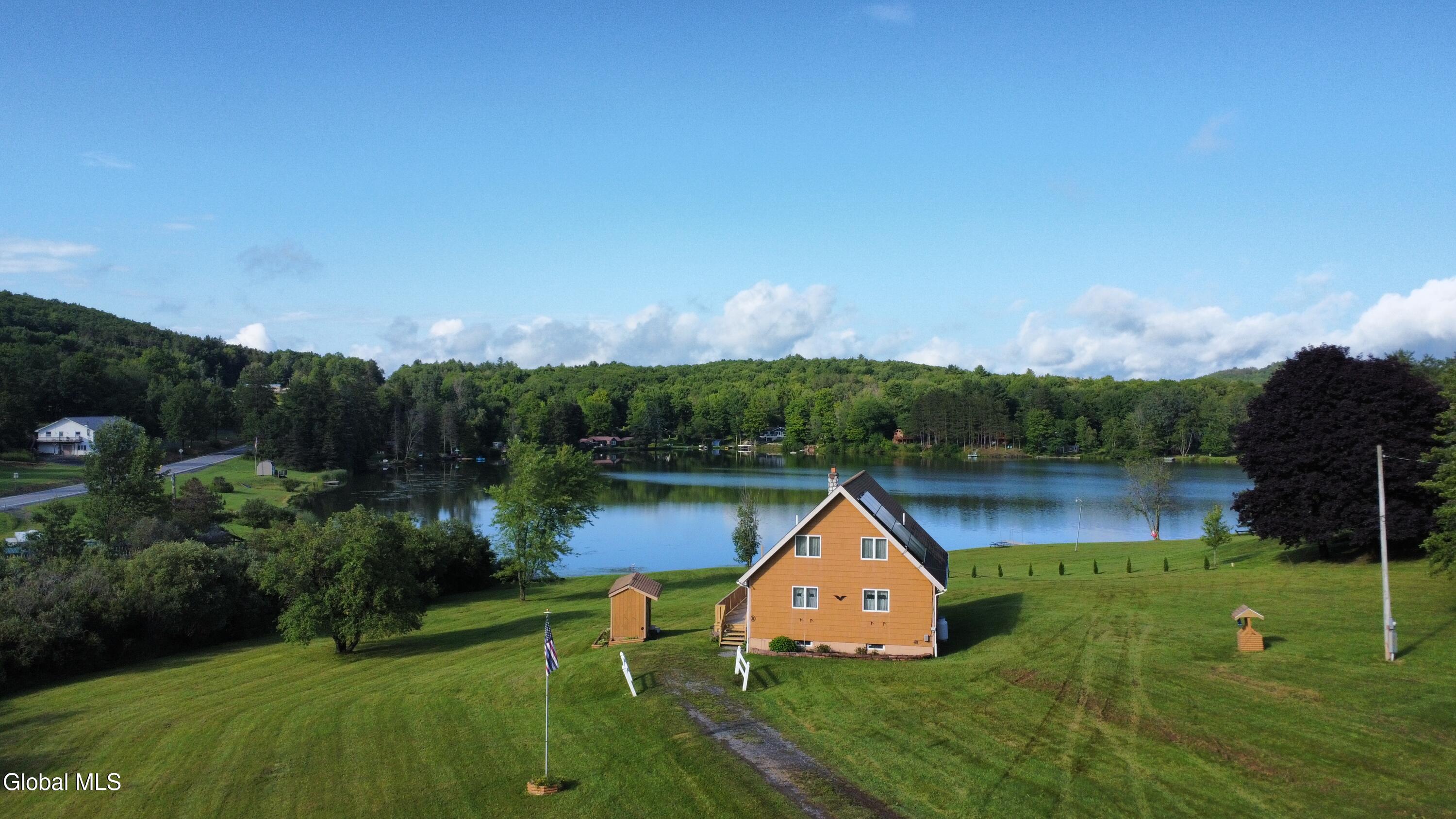 115 Lakeside Drive