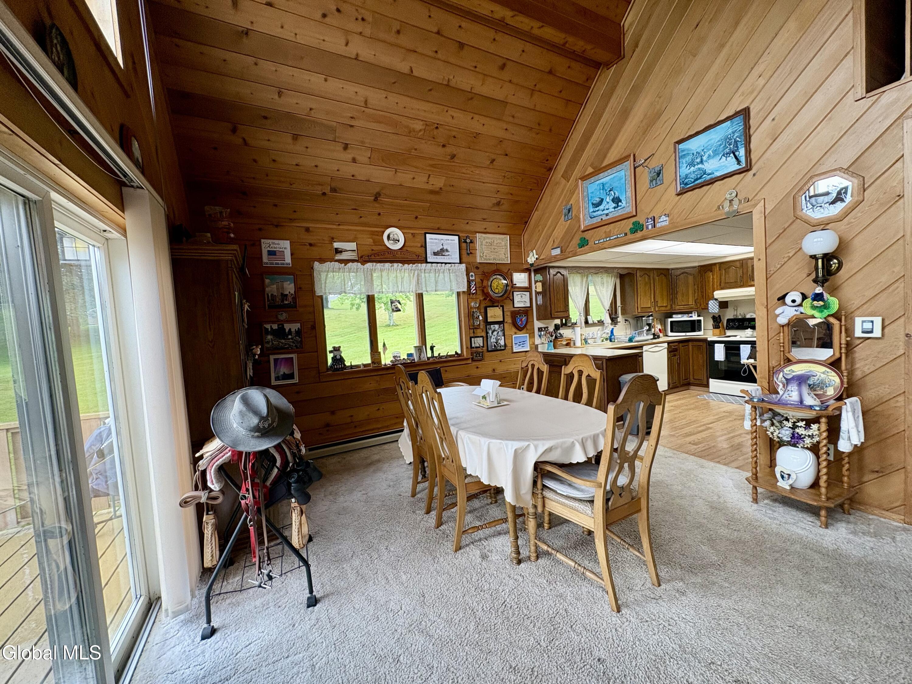 115 Lakeside Drive