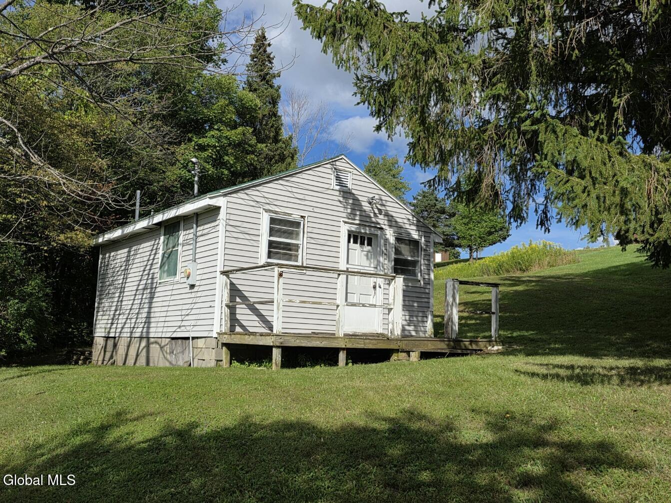 414 Cross Hill Road