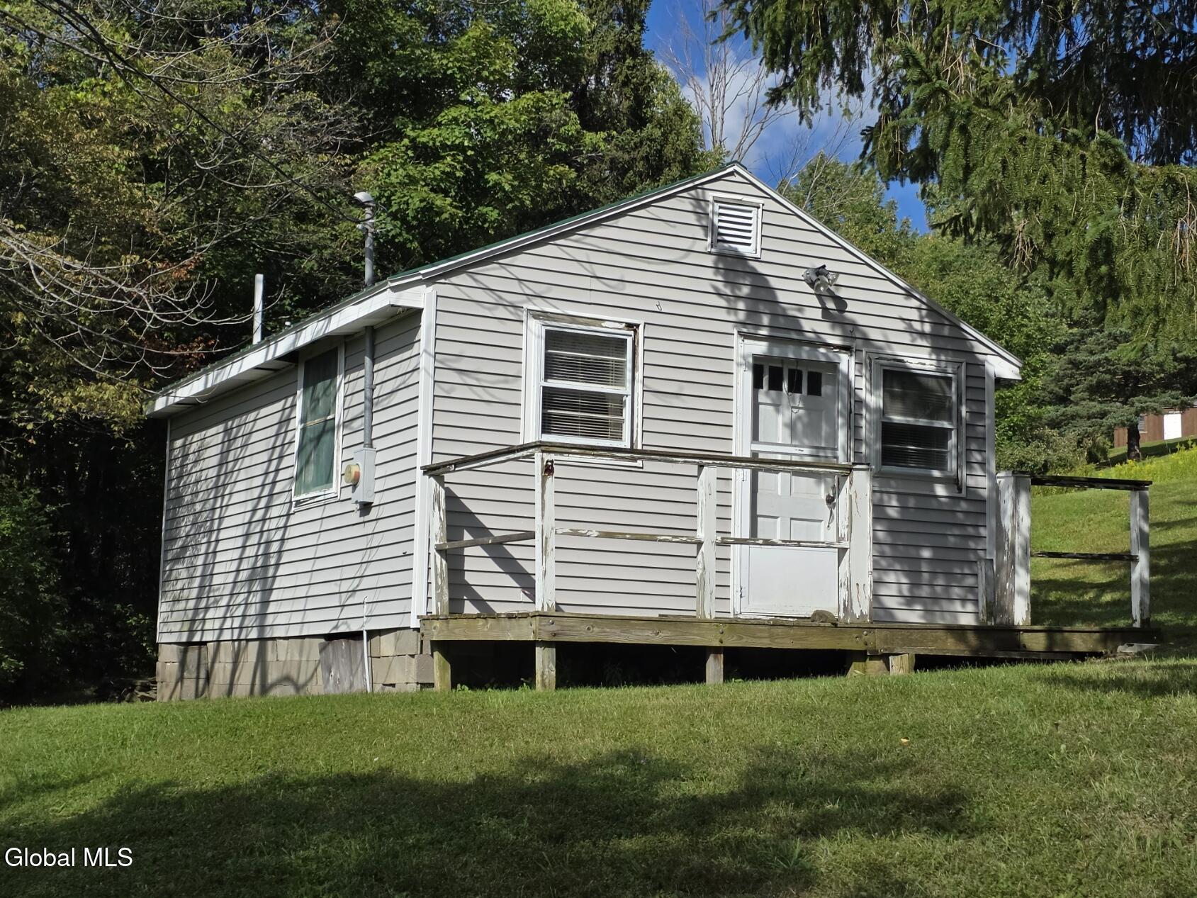 414 Cross Hill Road