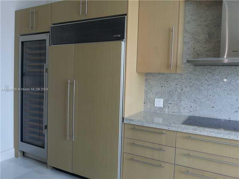 900 Brickell Key Blvd # 2803