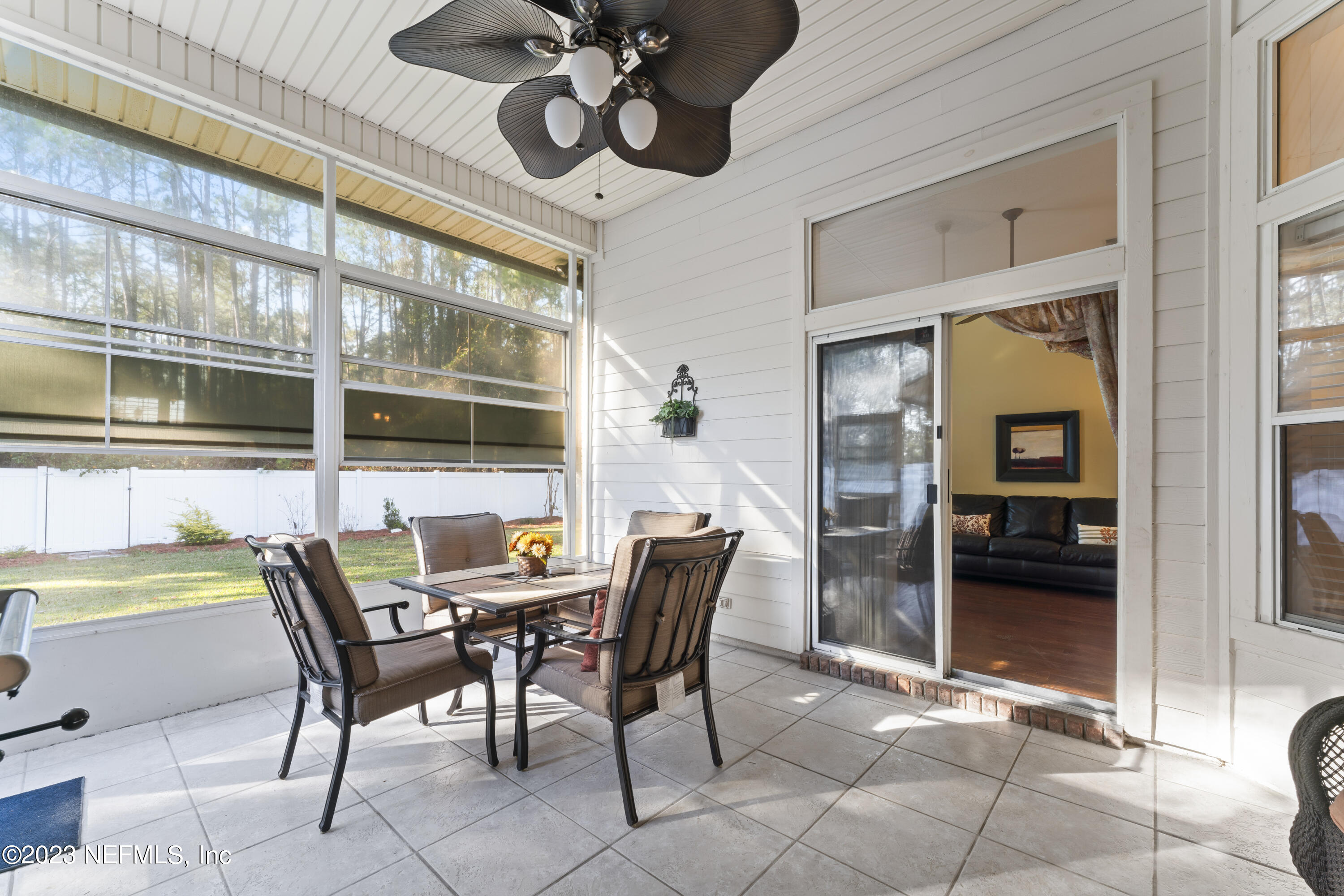 8146 LEAFCREST Drive