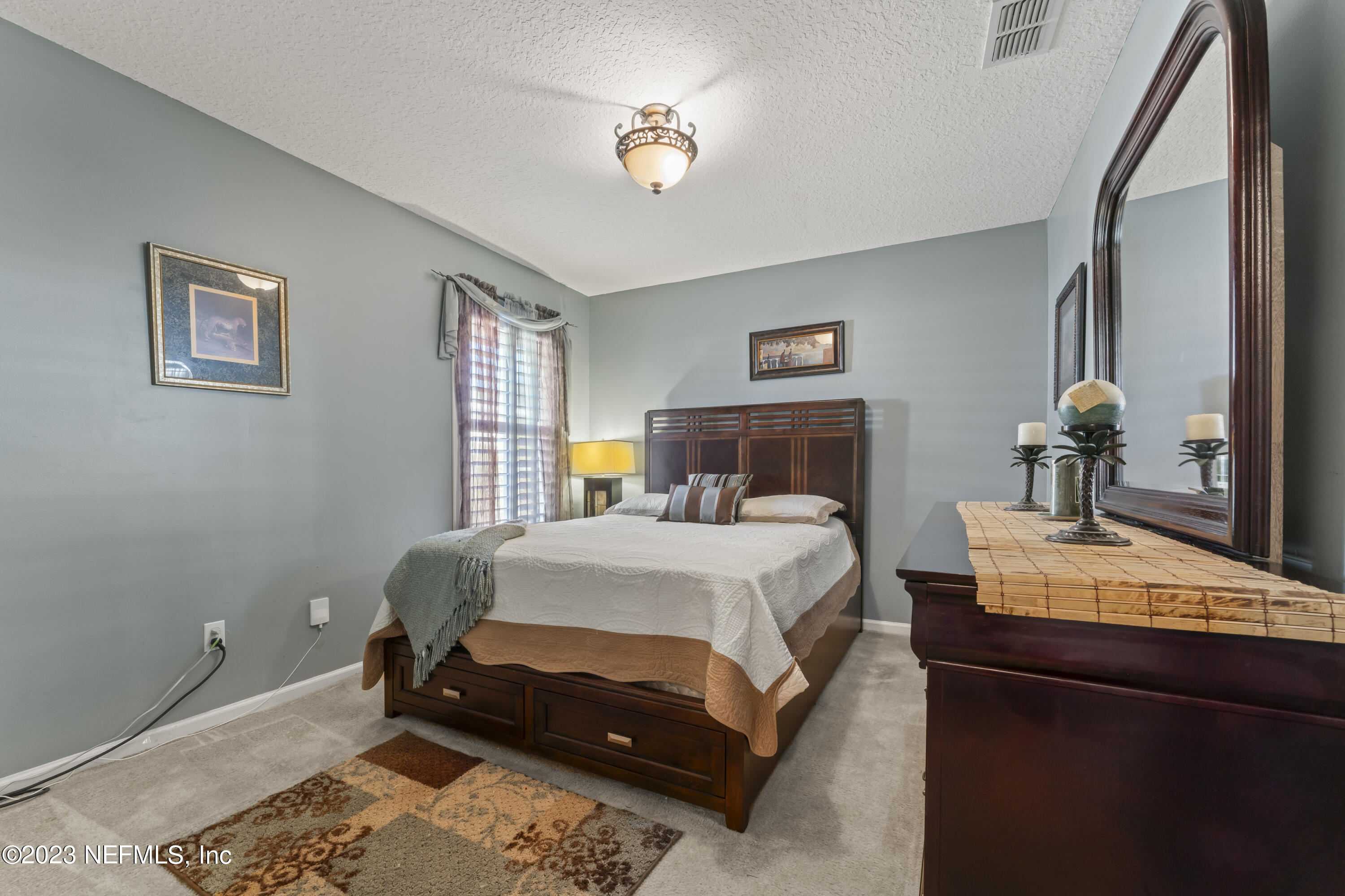 8146 LEAFCREST Drive