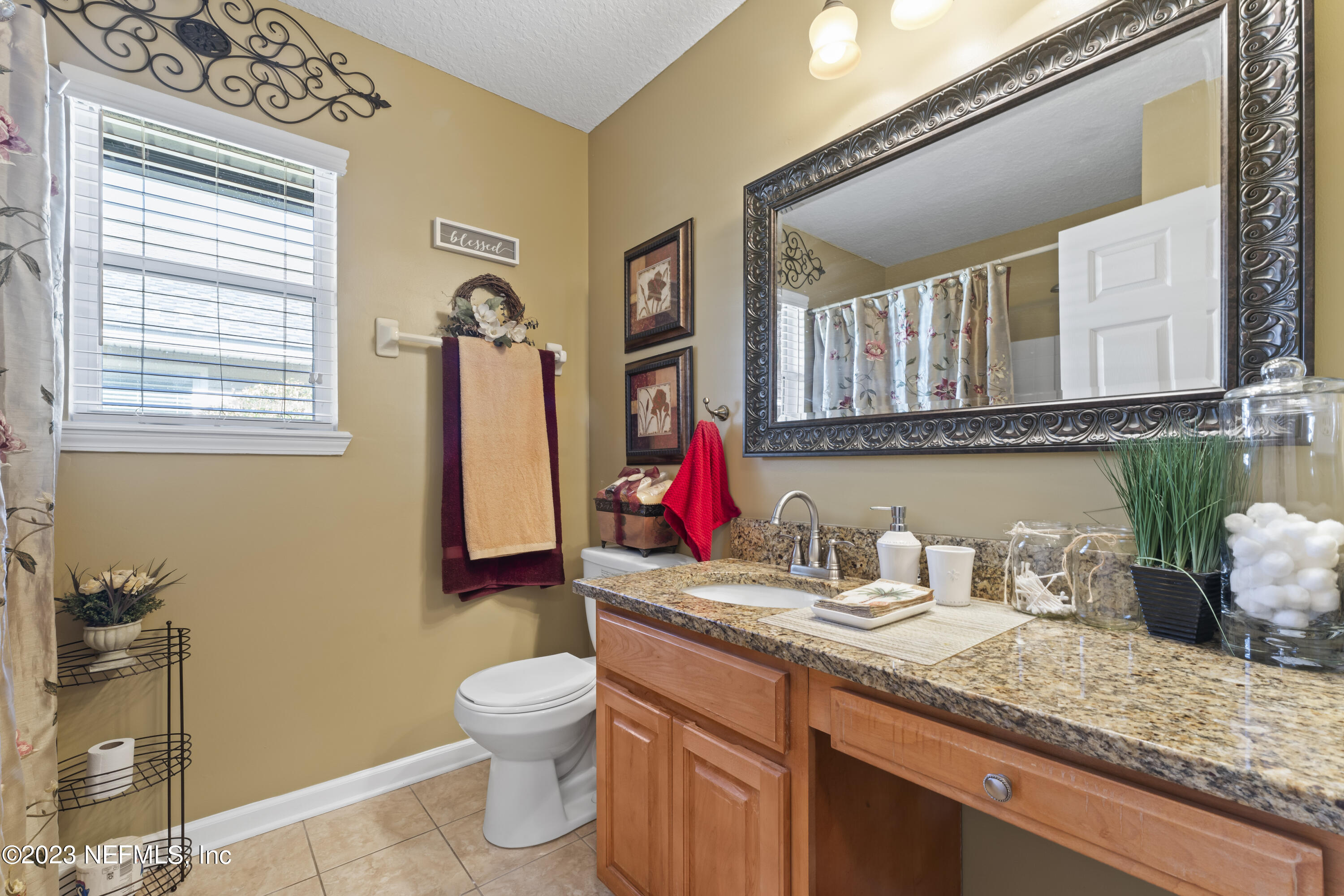 8146 LEAFCREST Drive