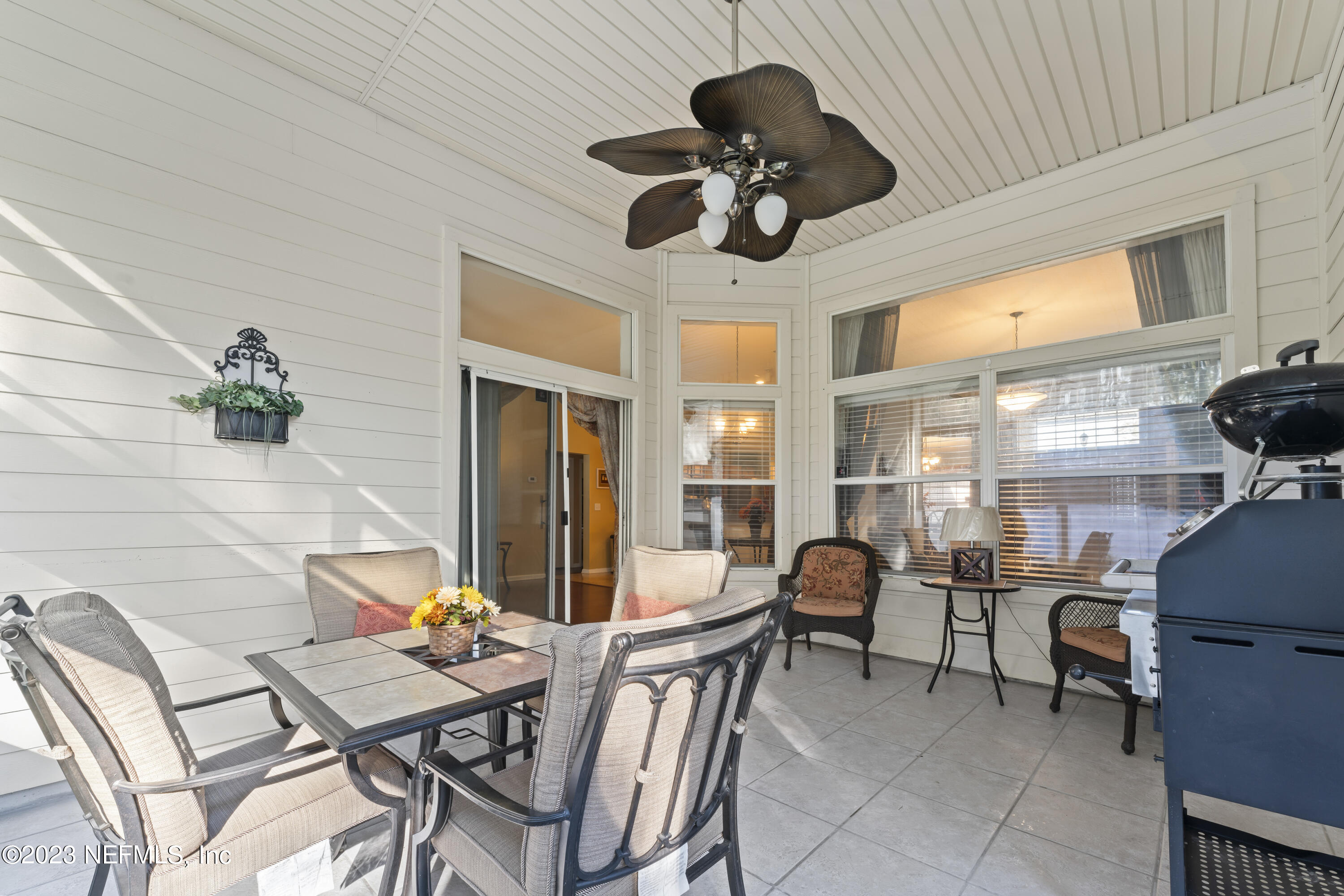 8146 LEAFCREST Drive