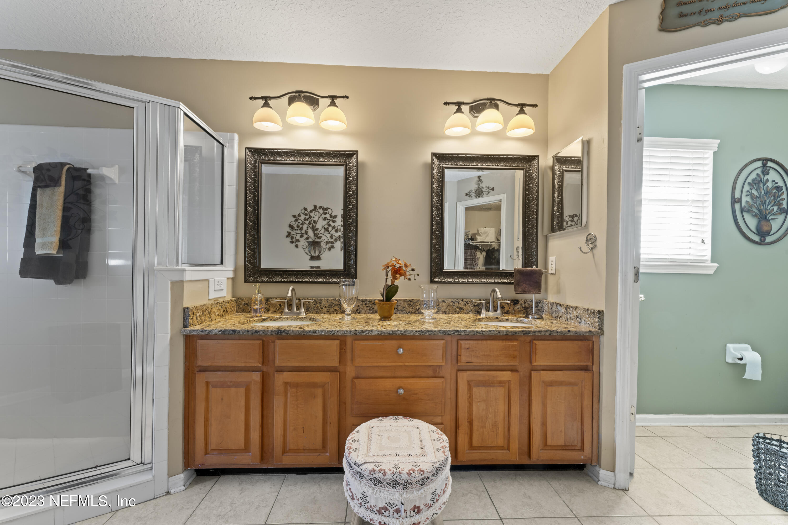 8146 LEAFCREST Drive