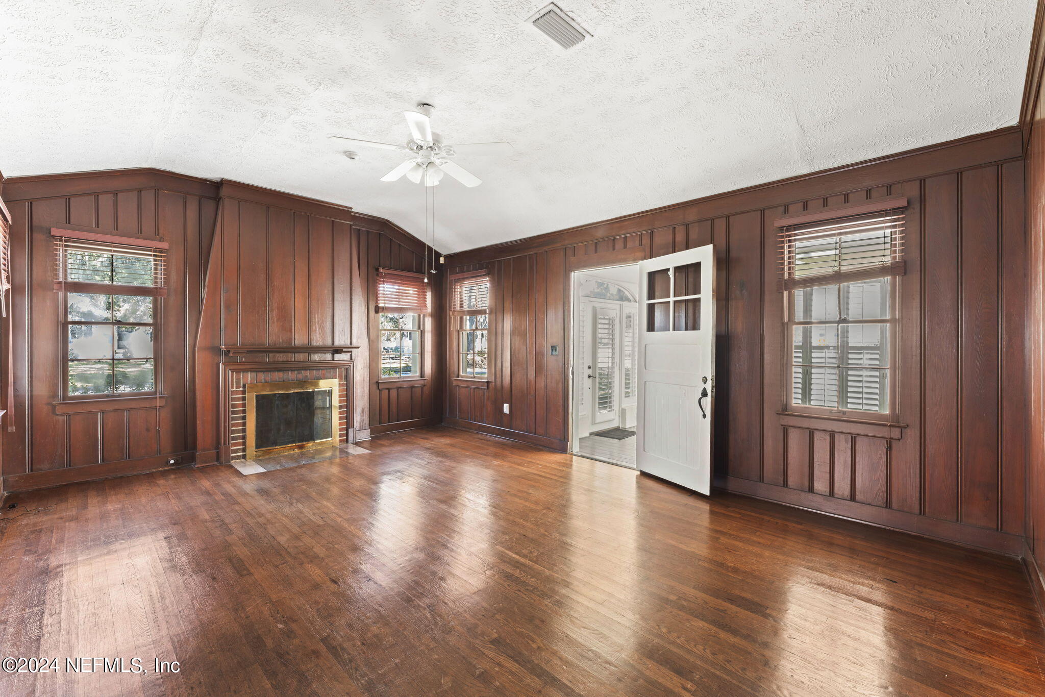 1916 SAN MARCO Place