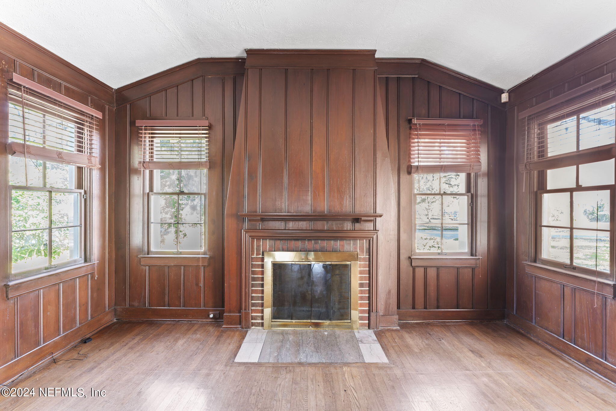 1916 SAN MARCO Place