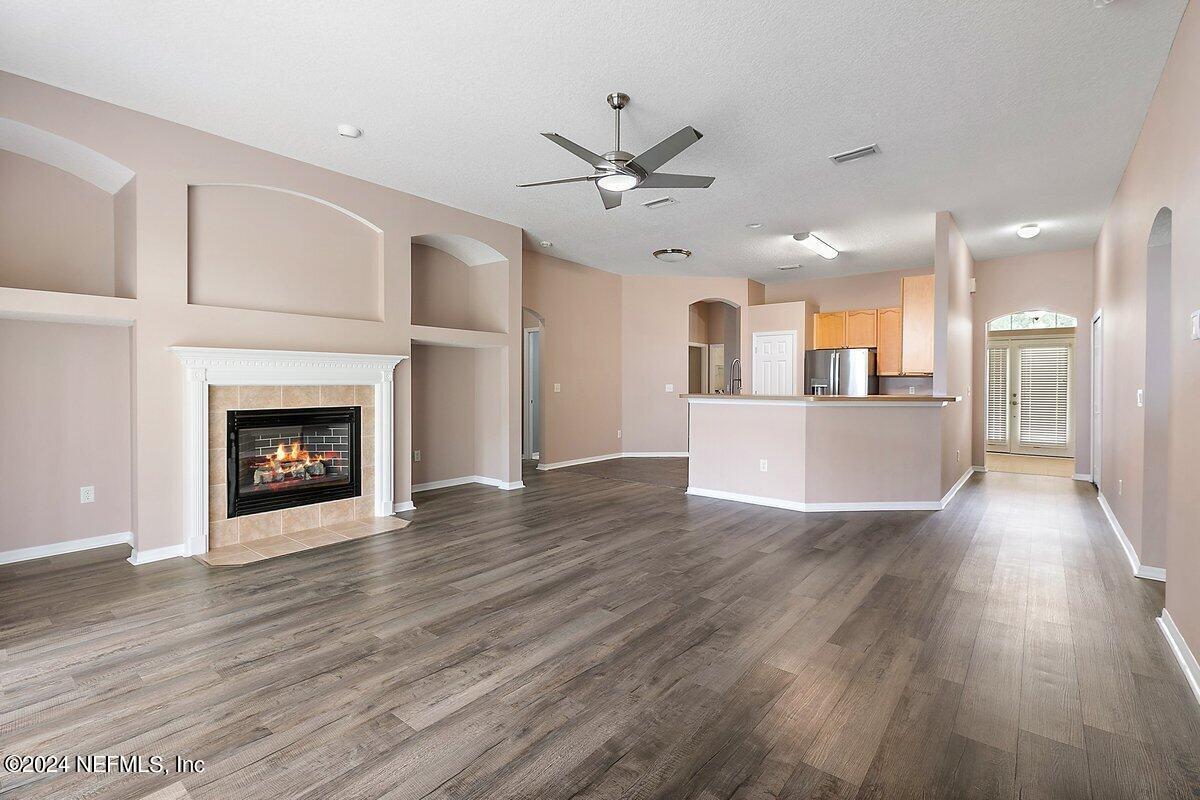 12580 BRIARMEAD Lane