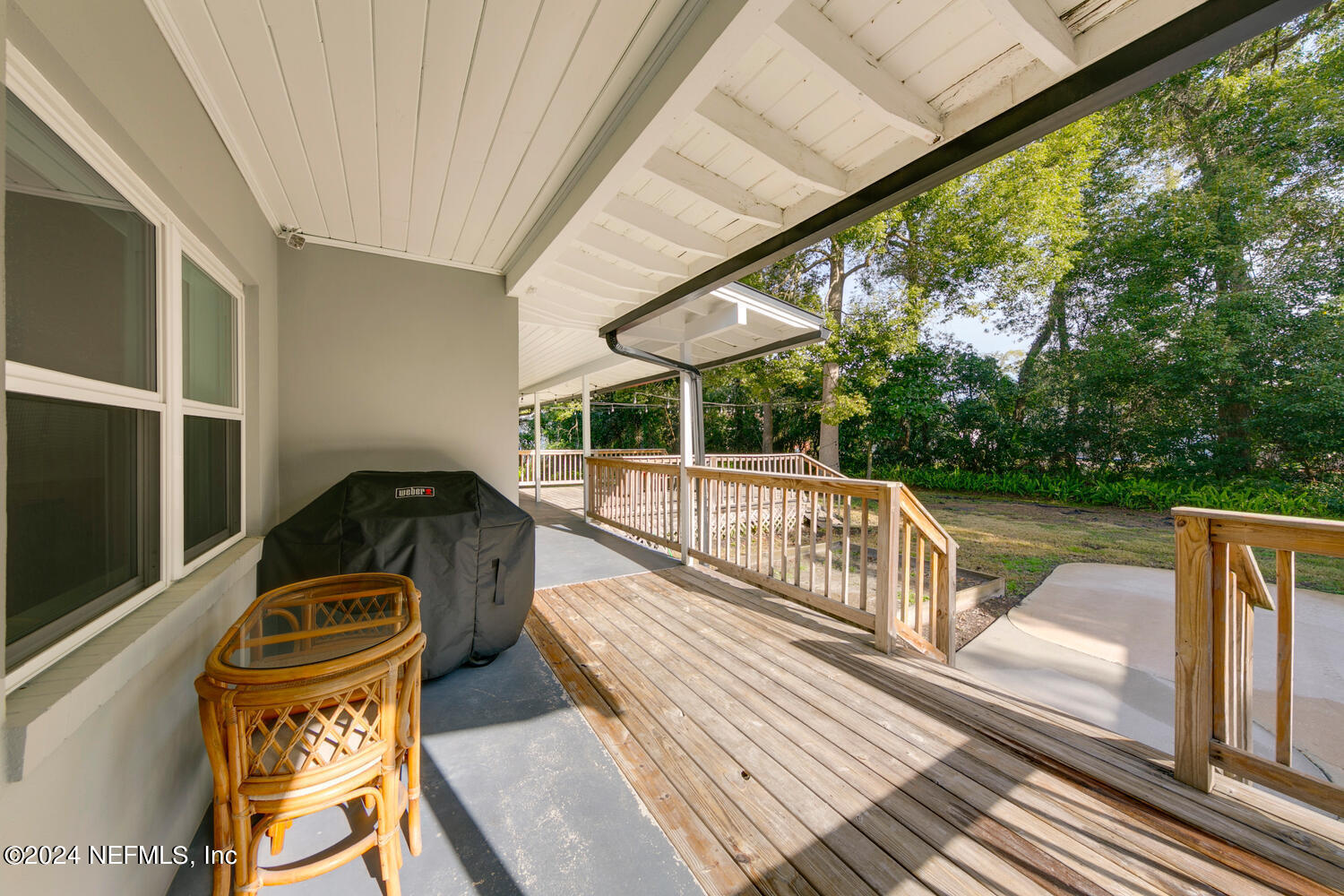 8125 SAN RAFAEL Drive