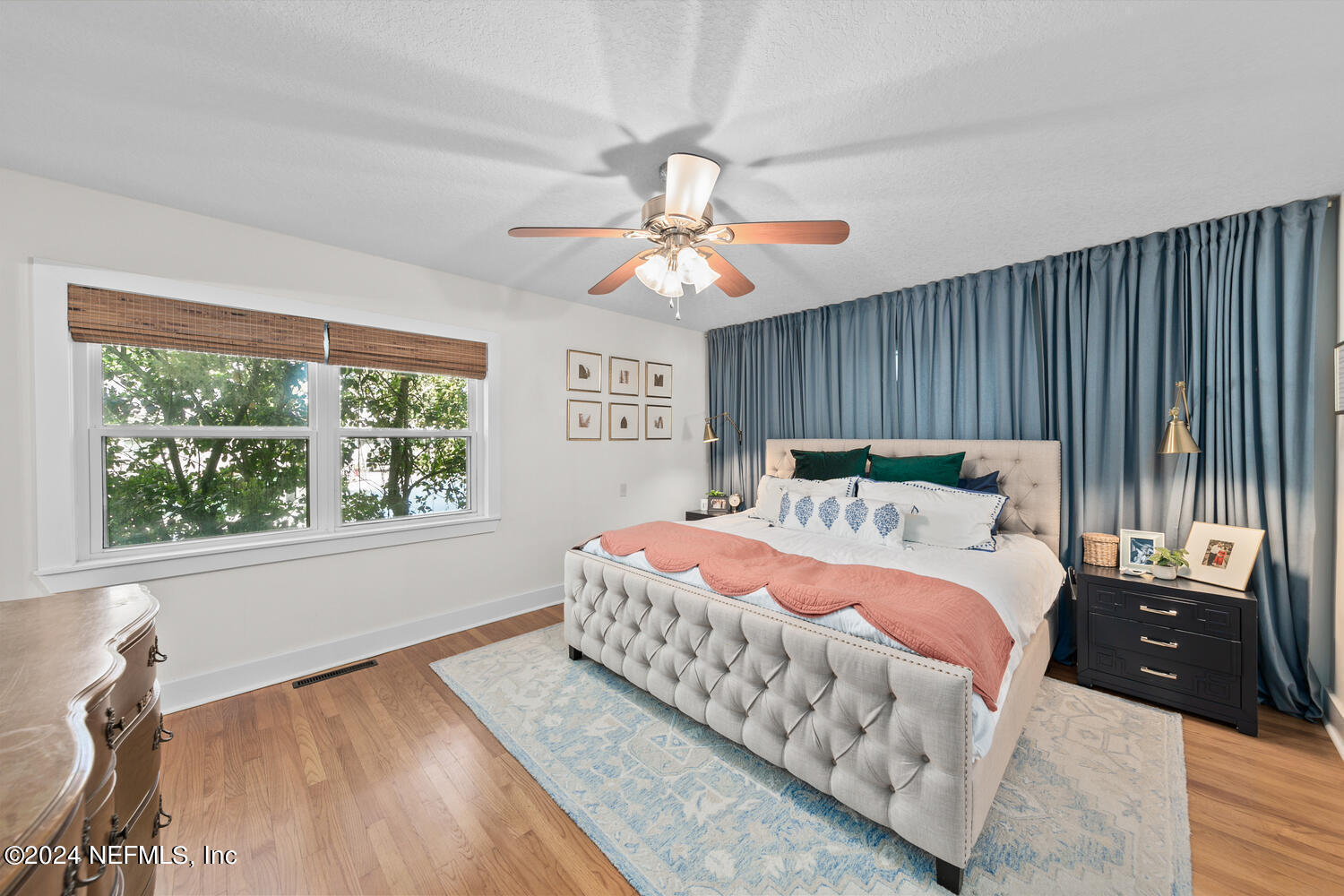 8125 SAN RAFAEL Drive