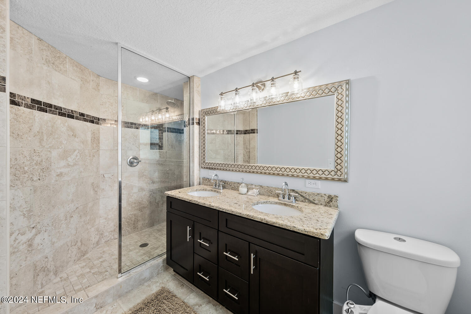 8125 SAN RAFAEL Drive