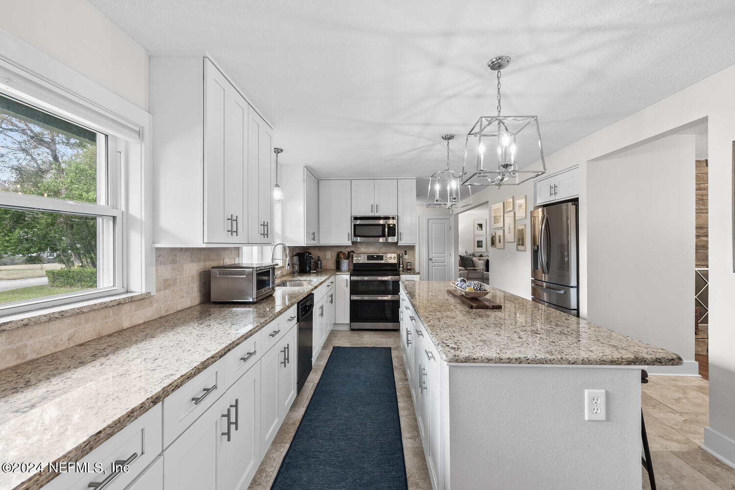 8125 SAN RAFAEL Drive