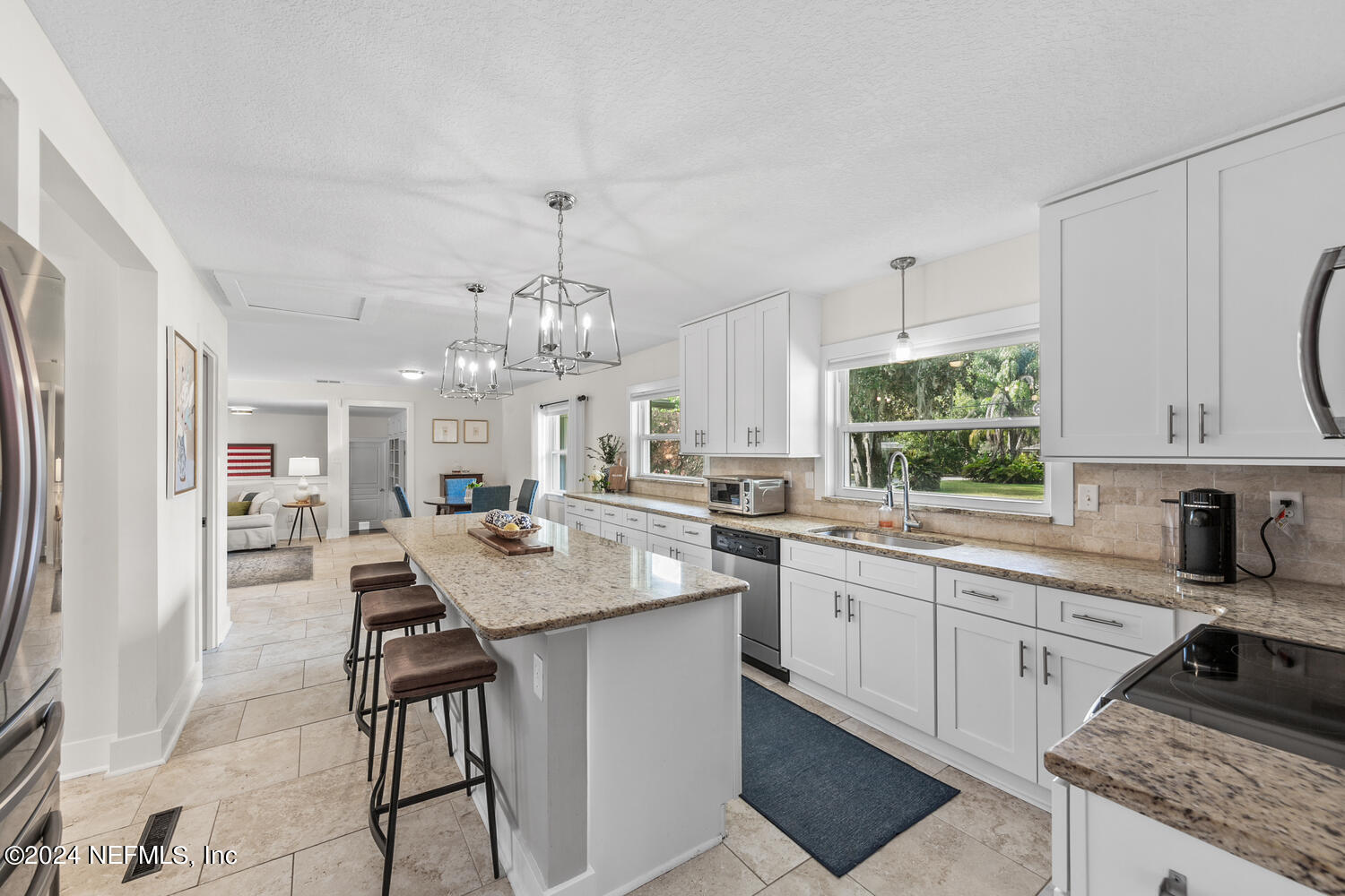 8125 SAN RAFAEL Drive