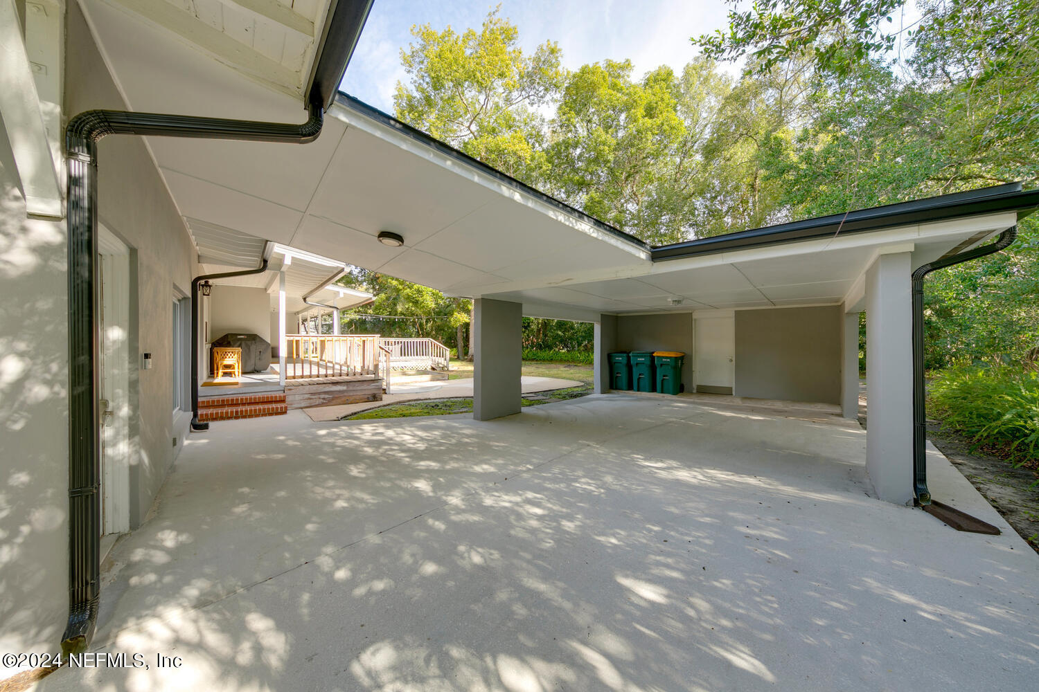 8125 SAN RAFAEL Drive