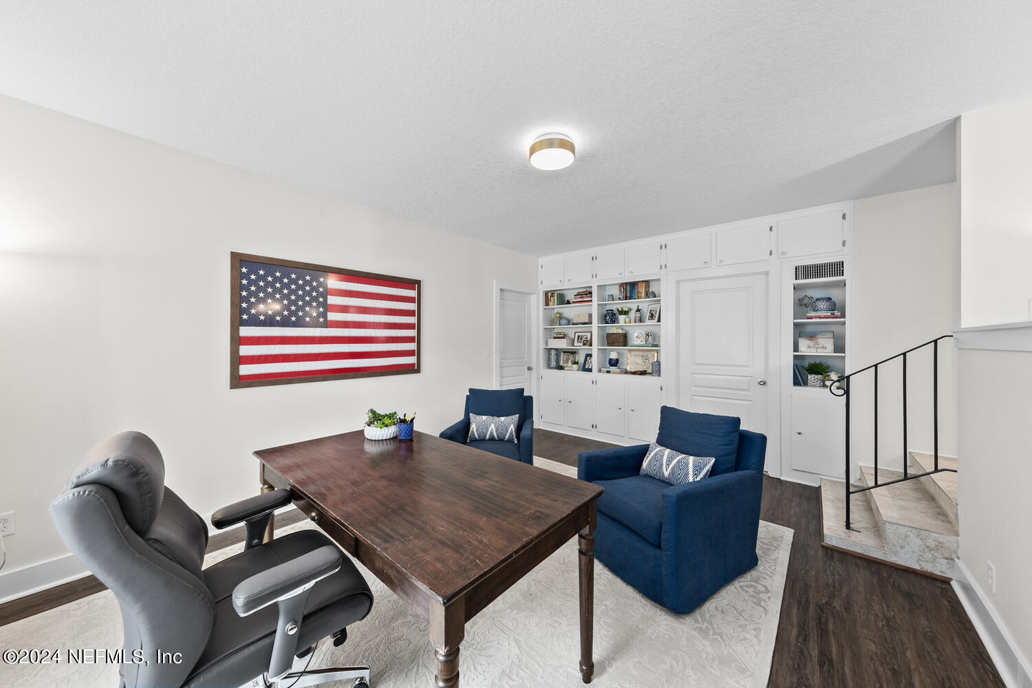 8125 SAN RAFAEL Drive