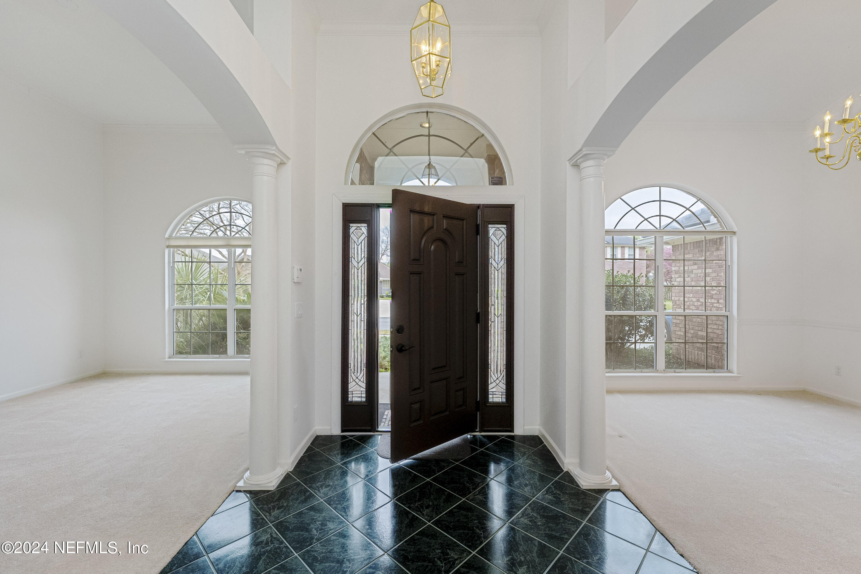 9227 JAYBIRD Circle E