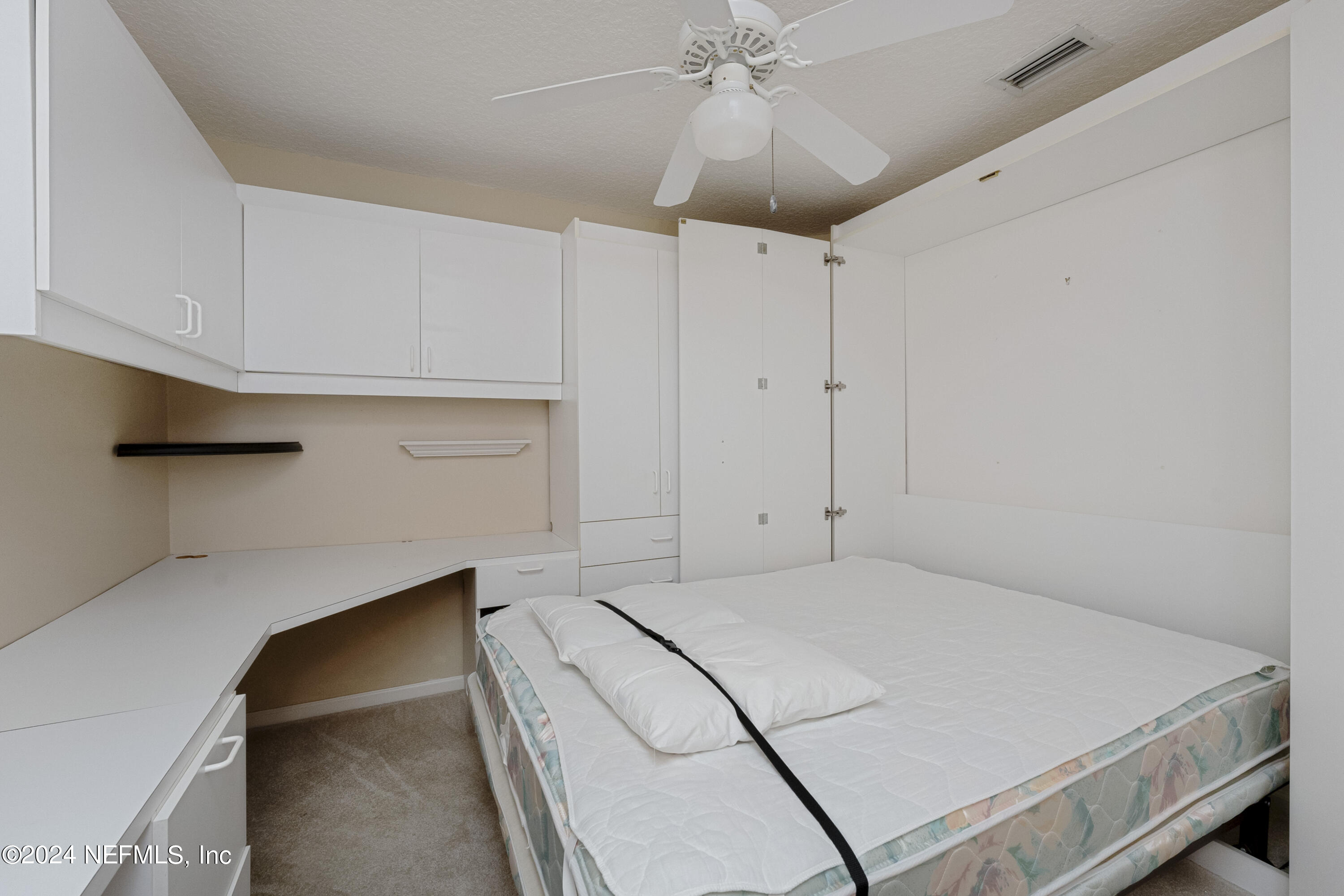 9227 JAYBIRD Circle E